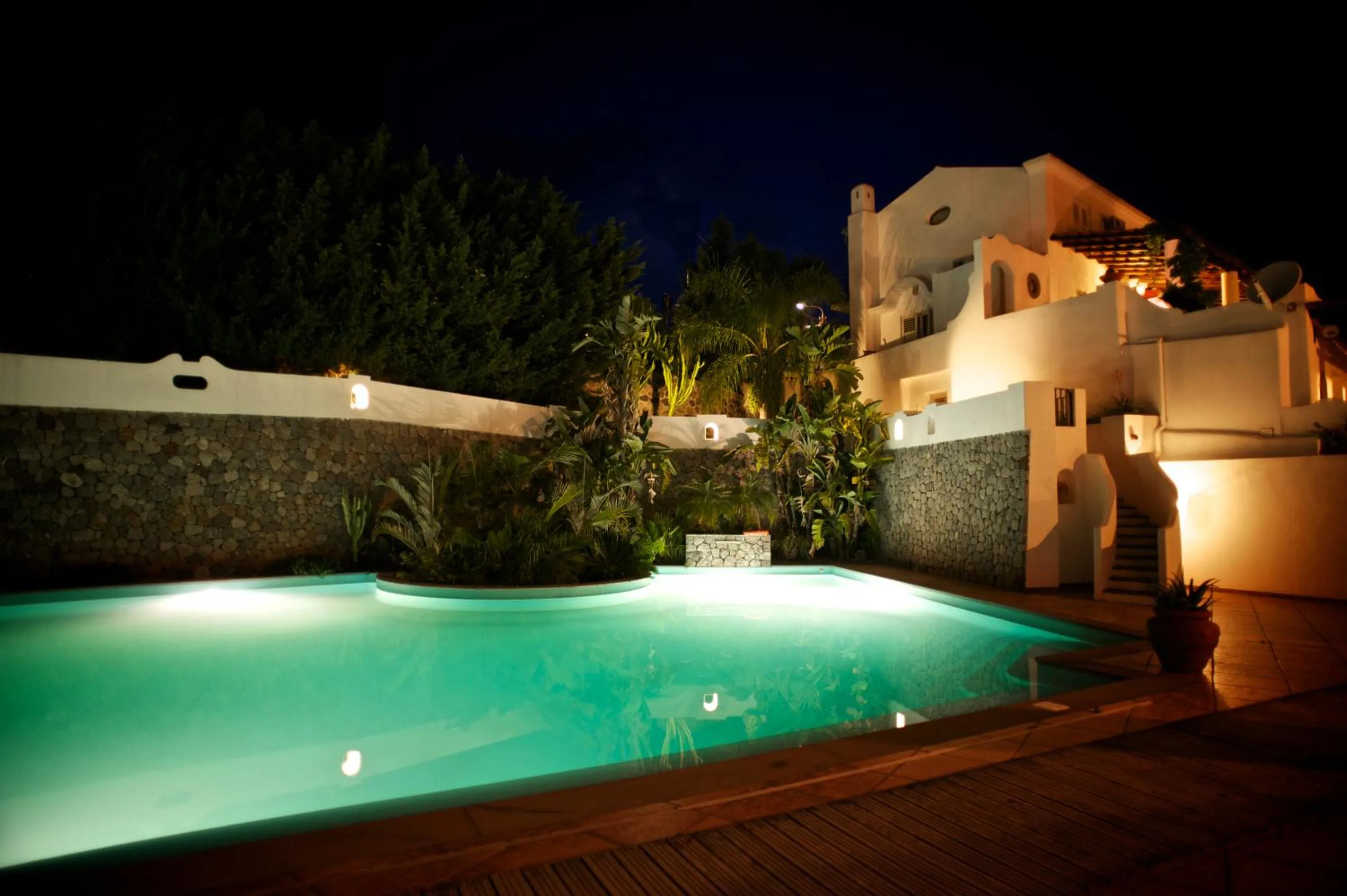 Facade/entrance in Gattopardo Park Hotel