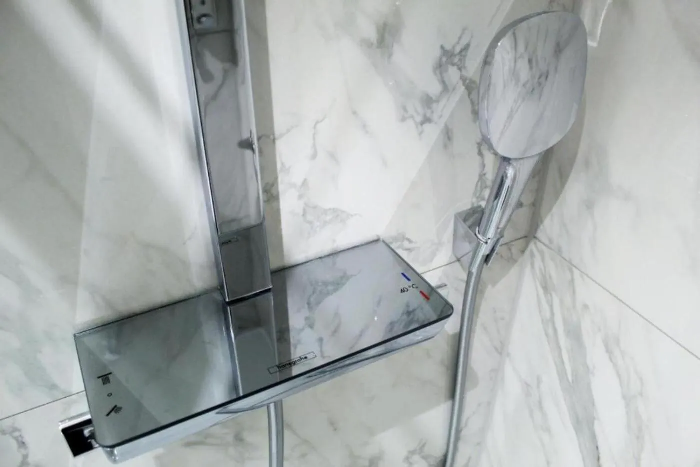 Shower in NOX Olympia