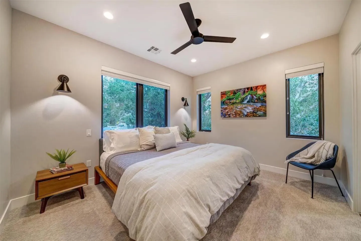 Bed in LaFave Luxury Rentals at Zion