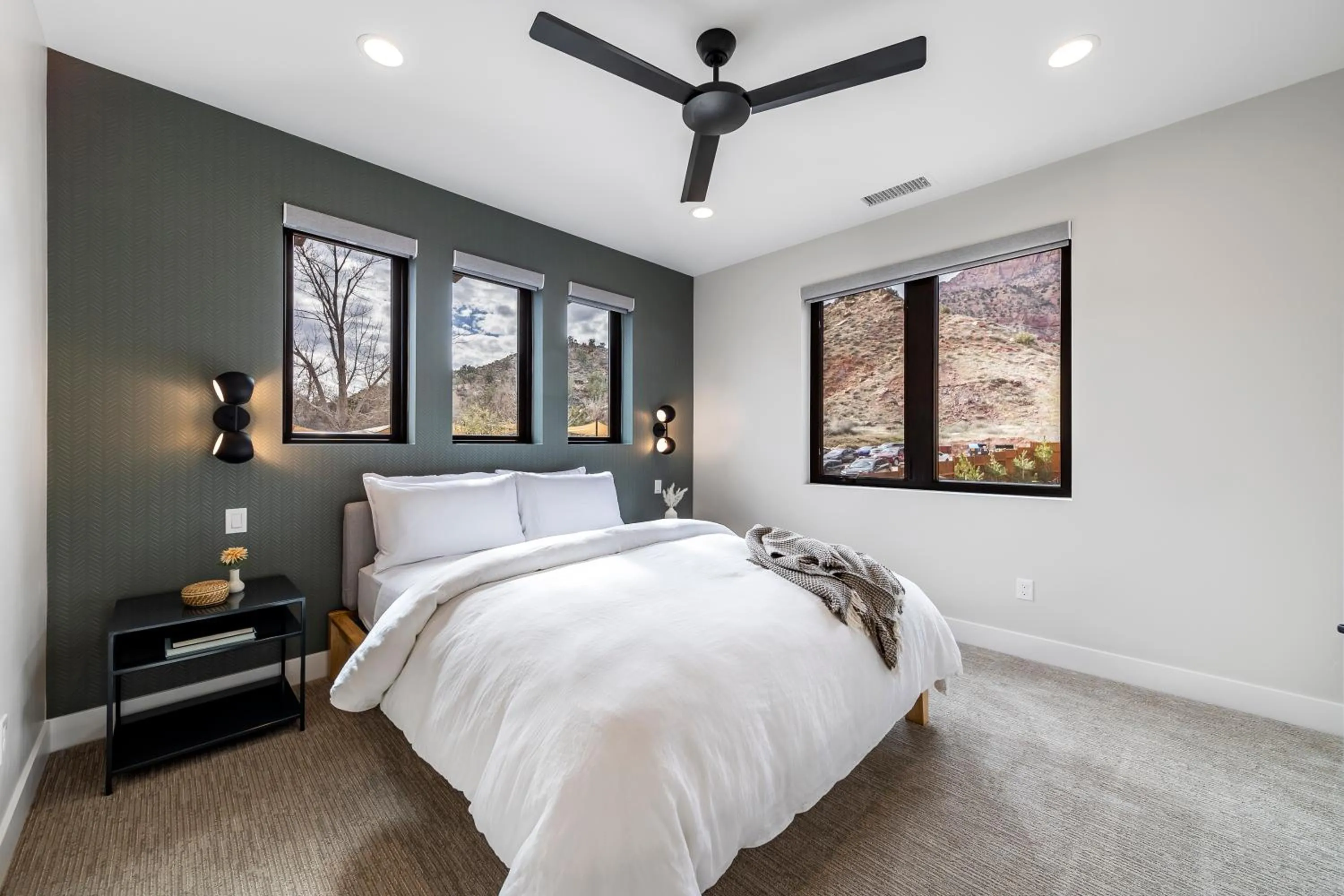 Bed in LaFave Luxury Rentals at Zion