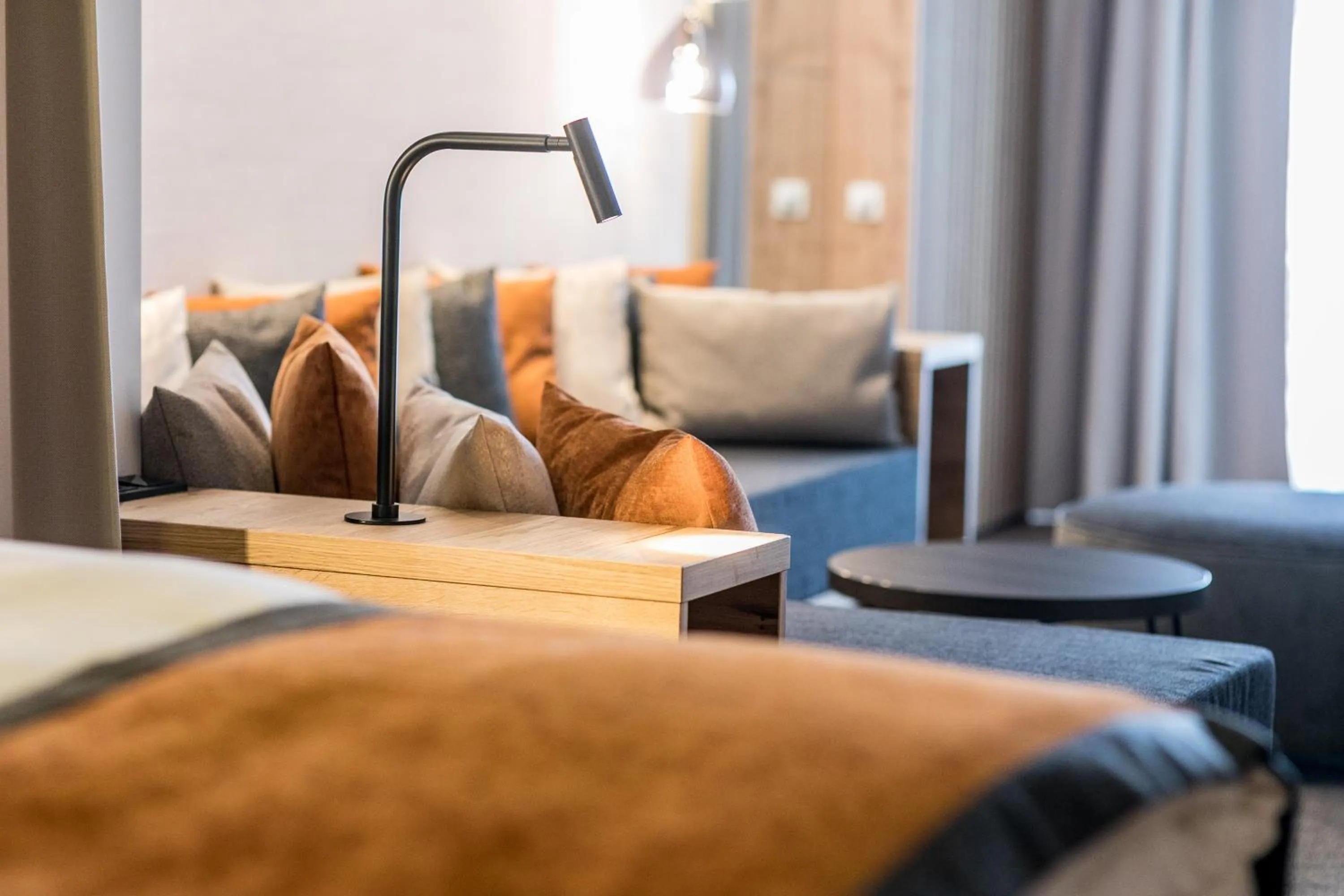 Living room, Bed in Traumhotel Alpina Superior