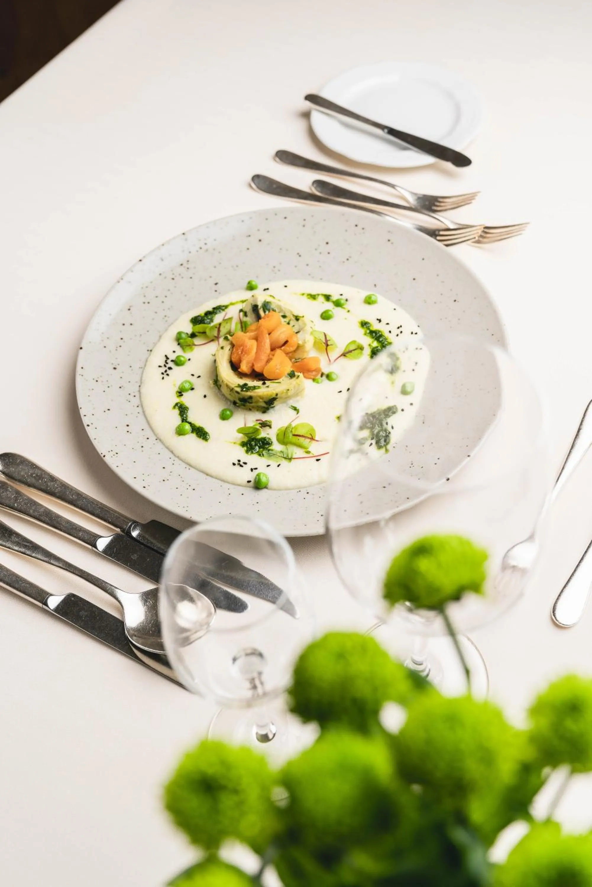 Restaurant/places to eat in Traumhotel Alpina Superior