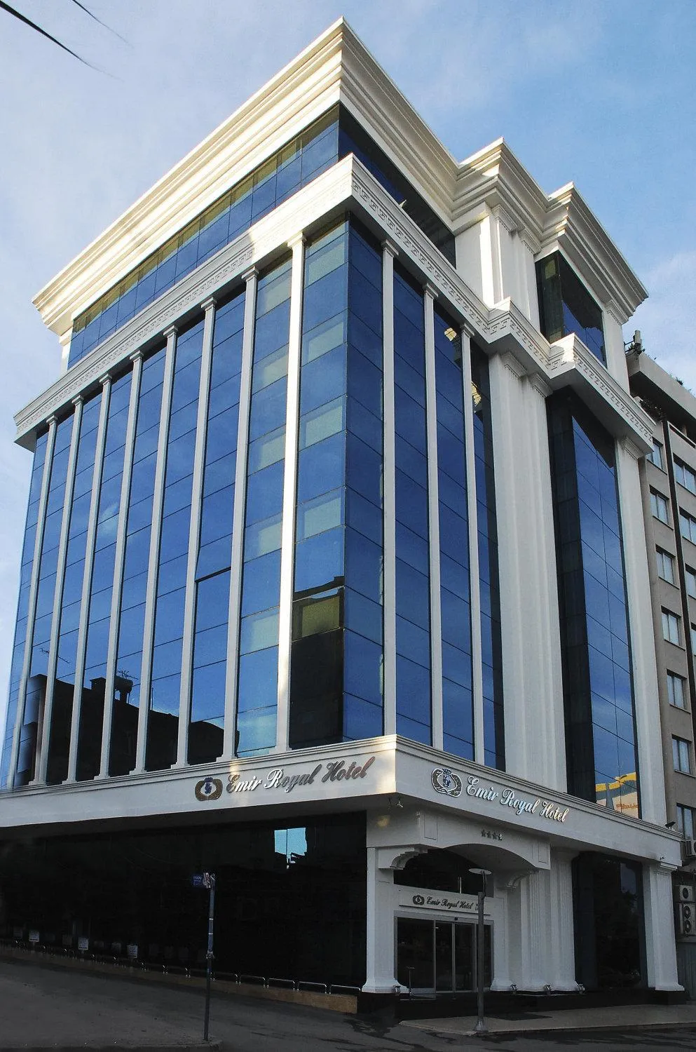 Facade/entrance in Emir Royal Hotel