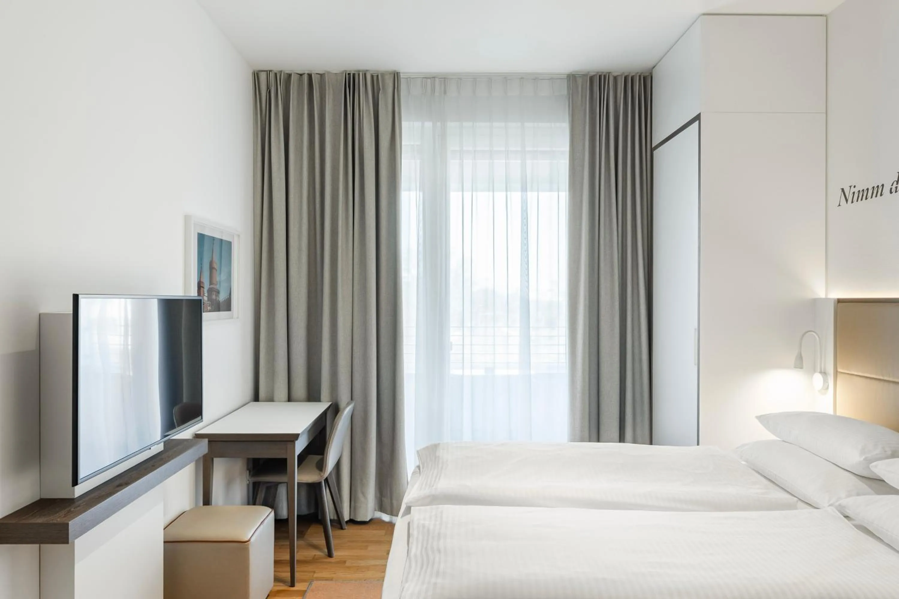 Balcony/Terrace, Bed in HighPark Berlin am Potsdamer Platz