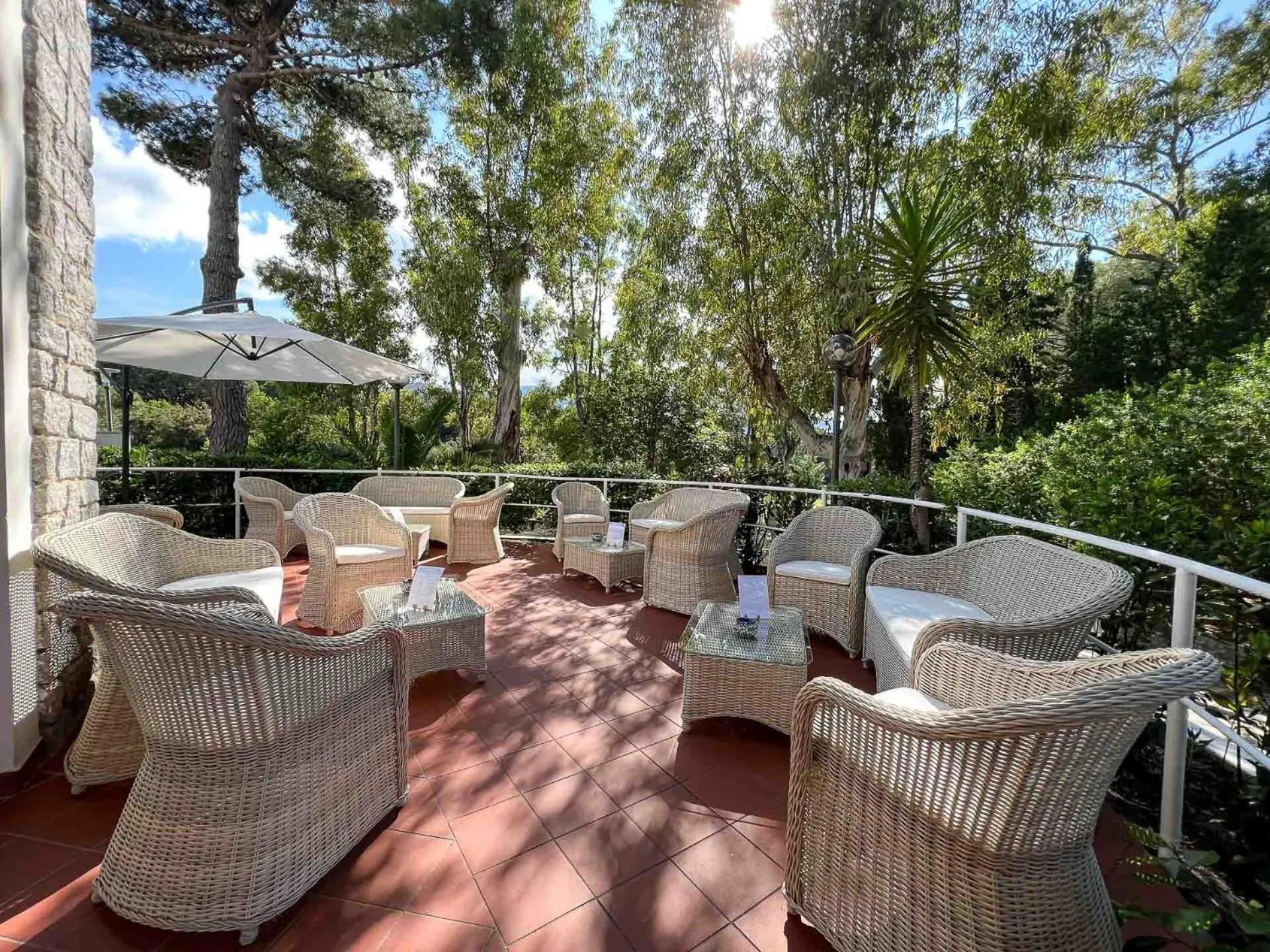 Patio in Hotel Brigantino