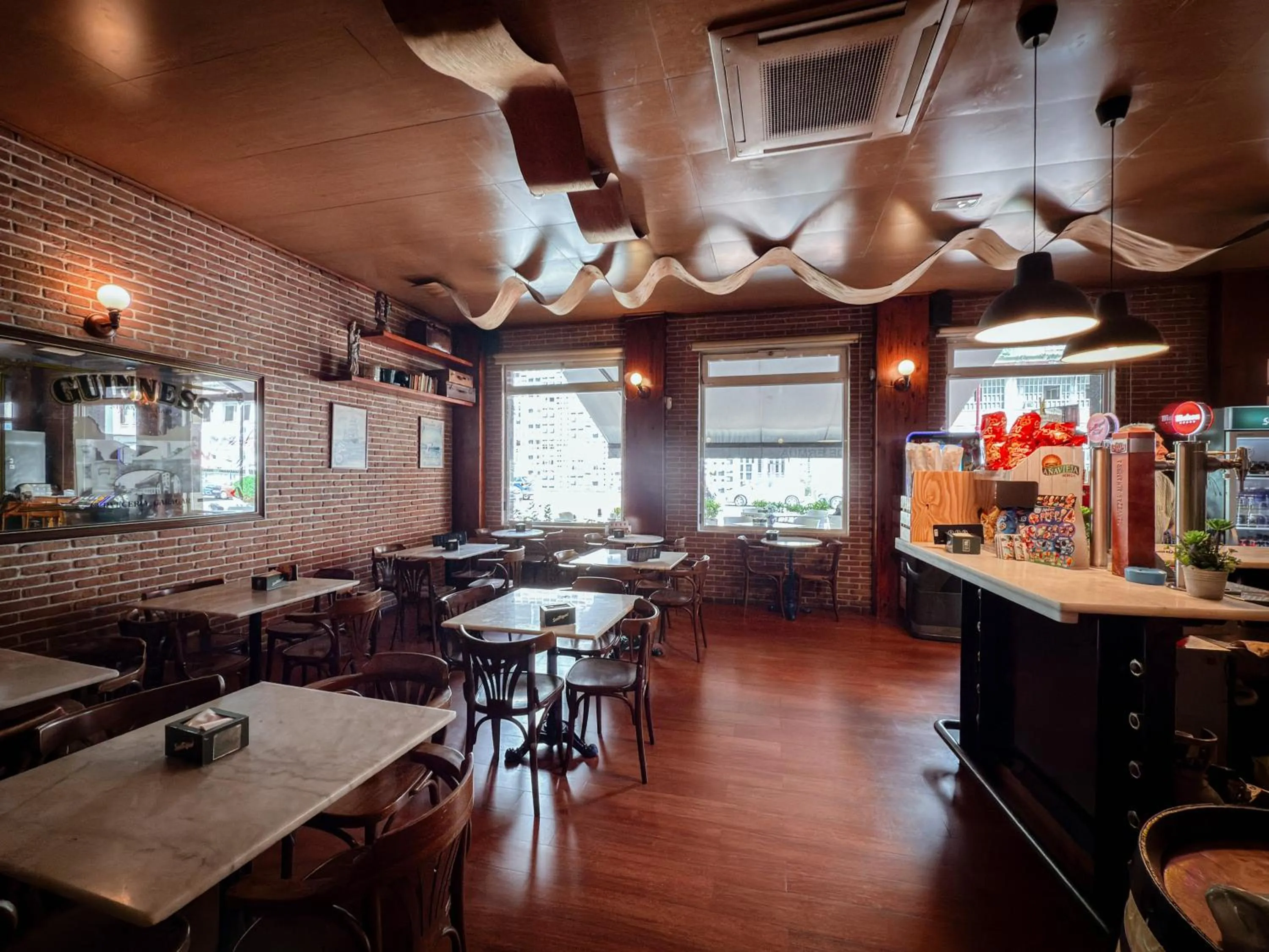 Lounge or bar in Hotel Villa De Ermua