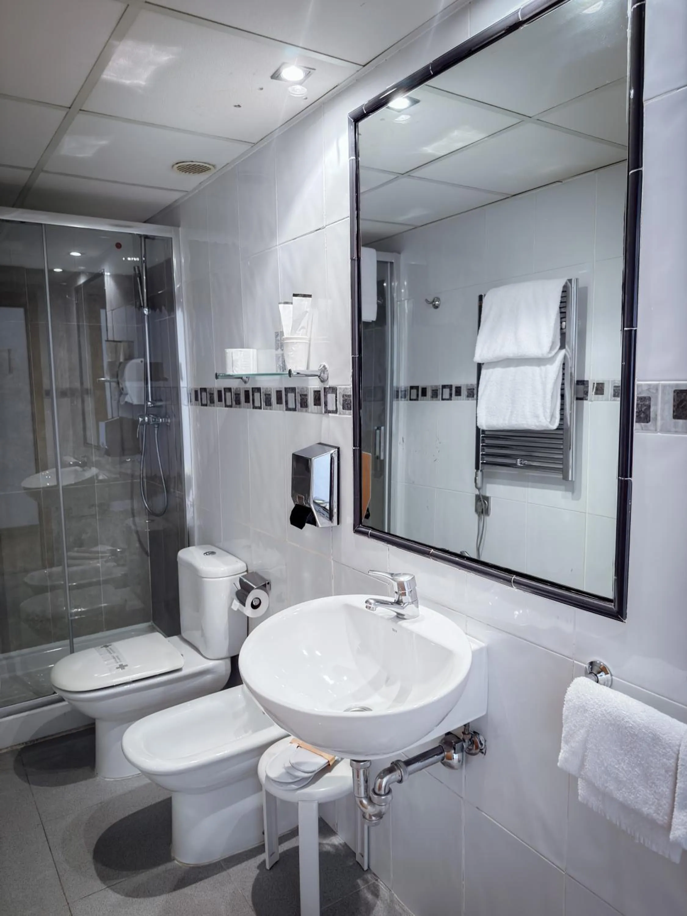 Bathroom in Hotel Villa De Ermua