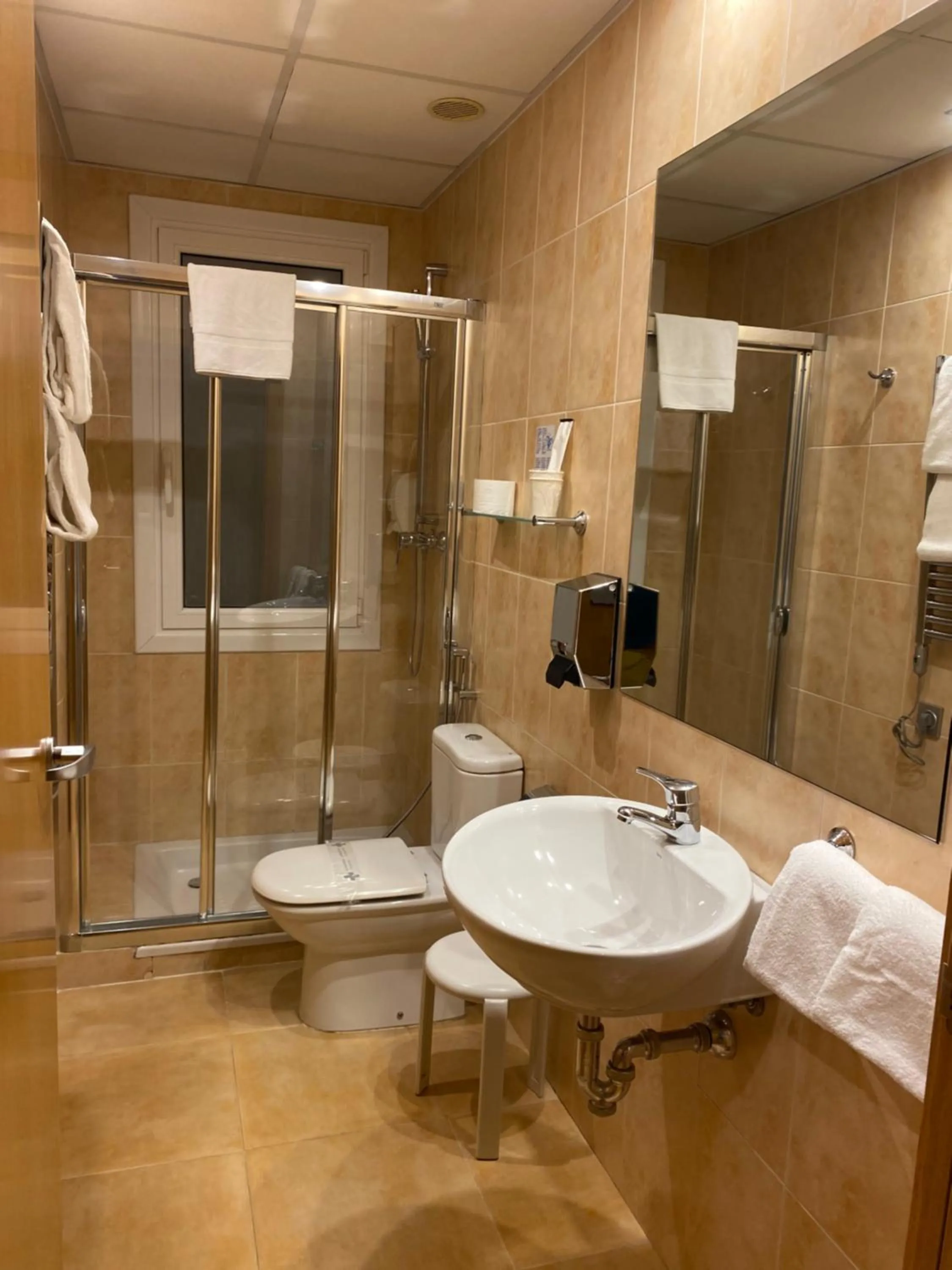 Bathroom in Hotel Villa De Ermua