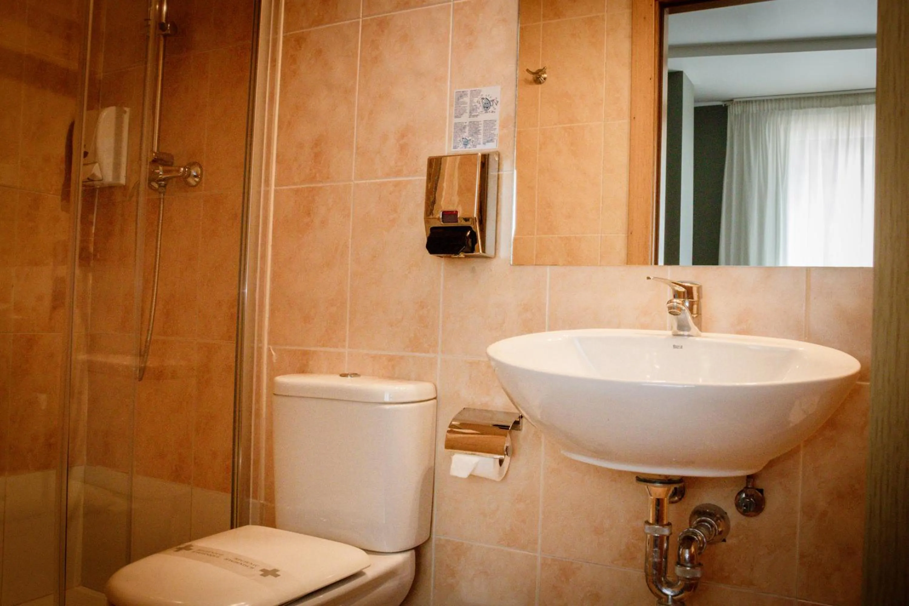 Bathroom in Hotel Villa De Ermua