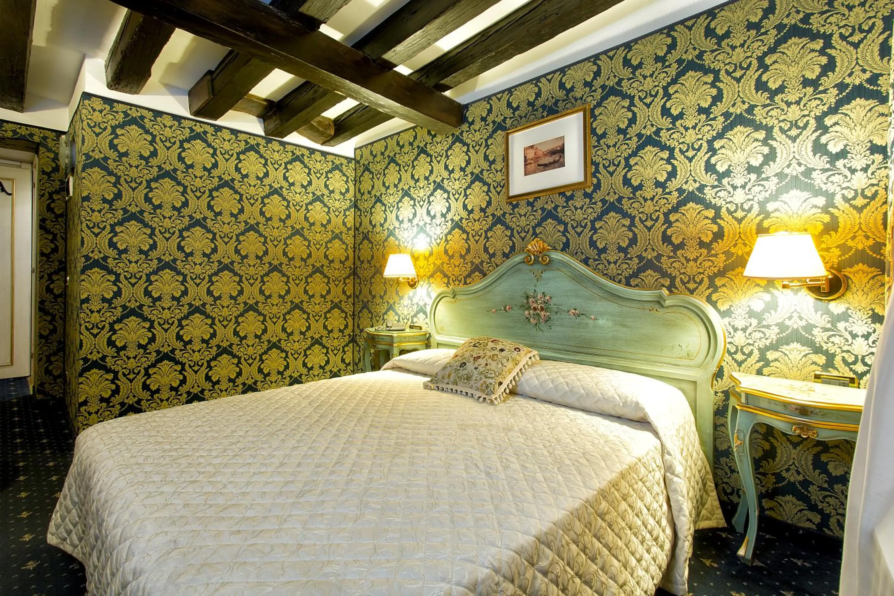 Bed in Ca' Della Loggia