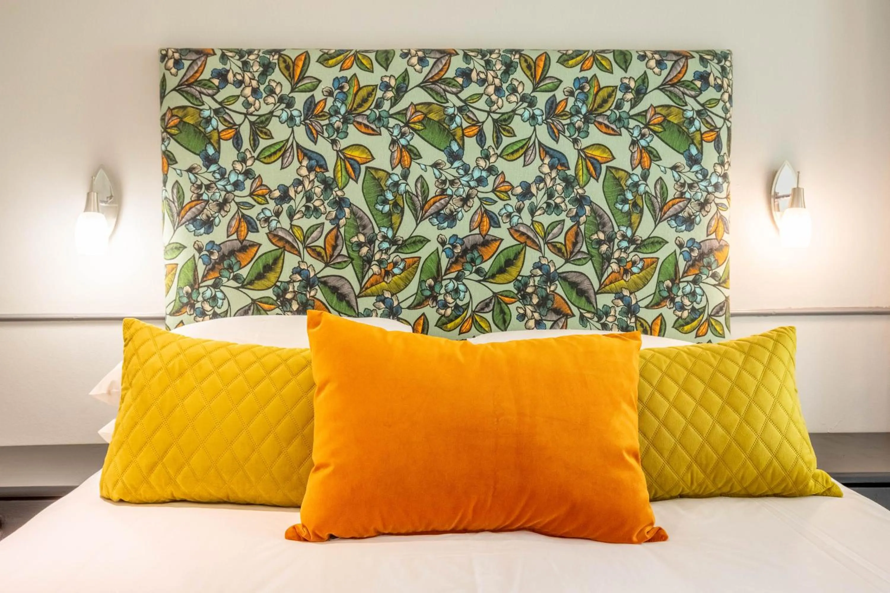 Bed in La Roca Guest House