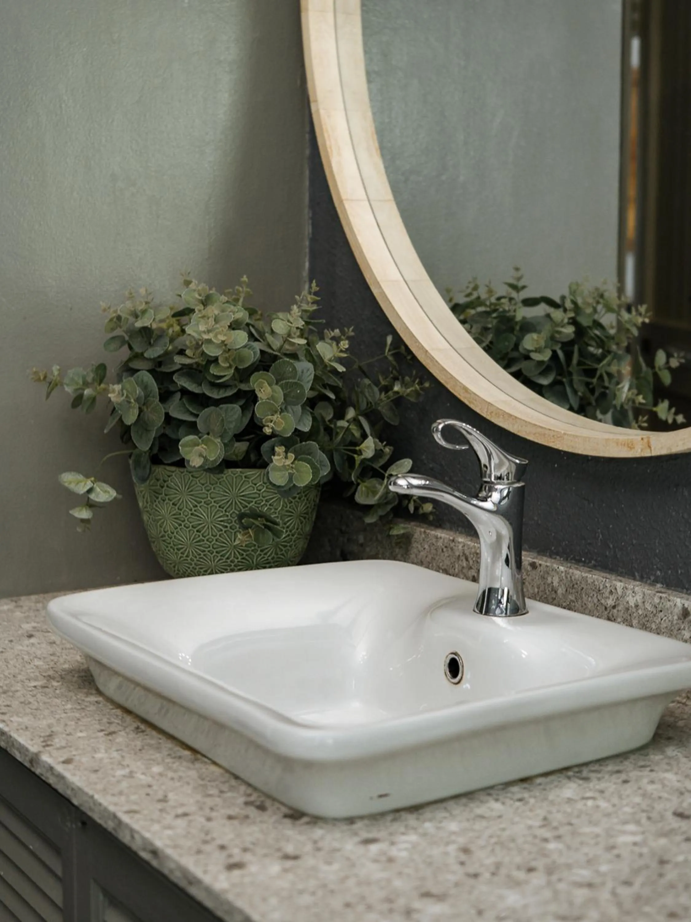 Bathroom in La Roca Guest House
