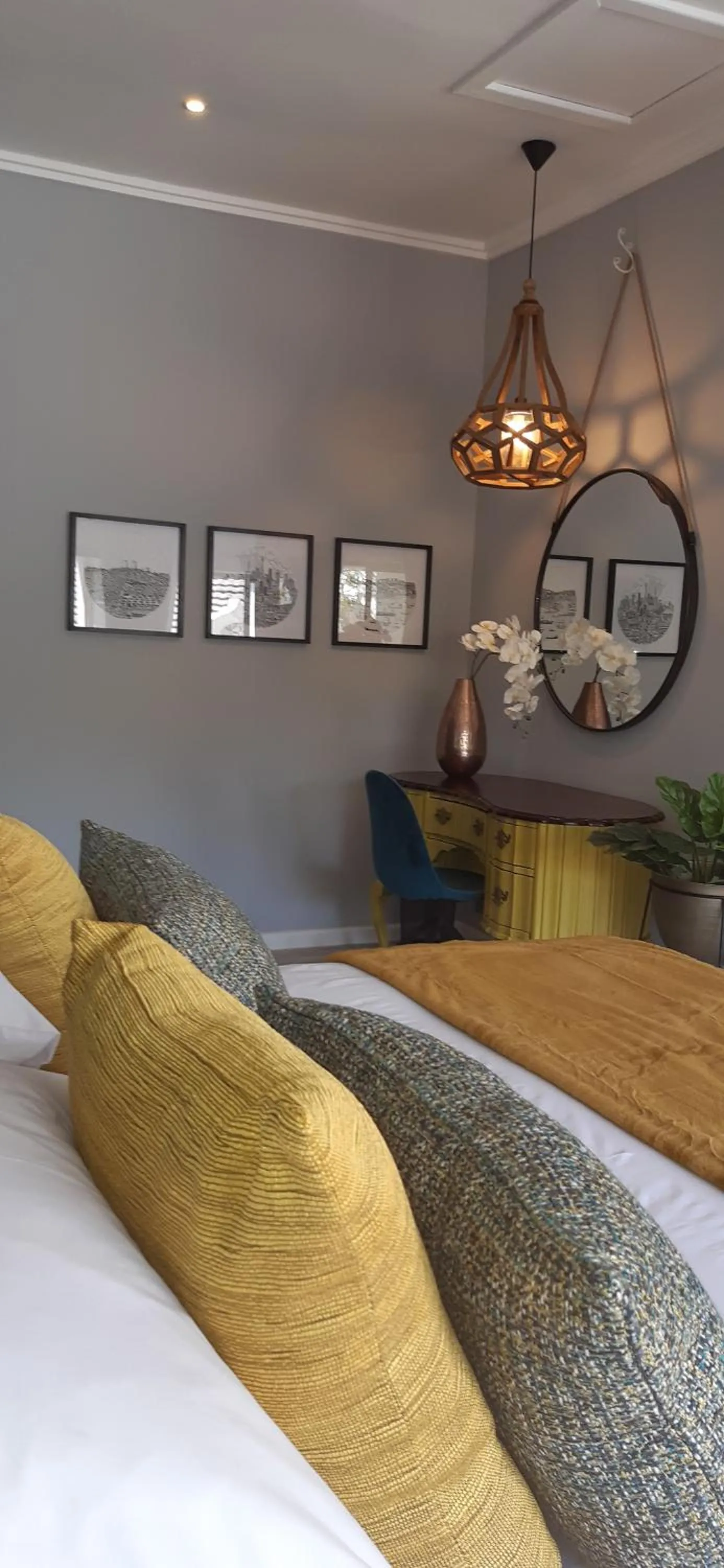 Bed in La Roca Guest House