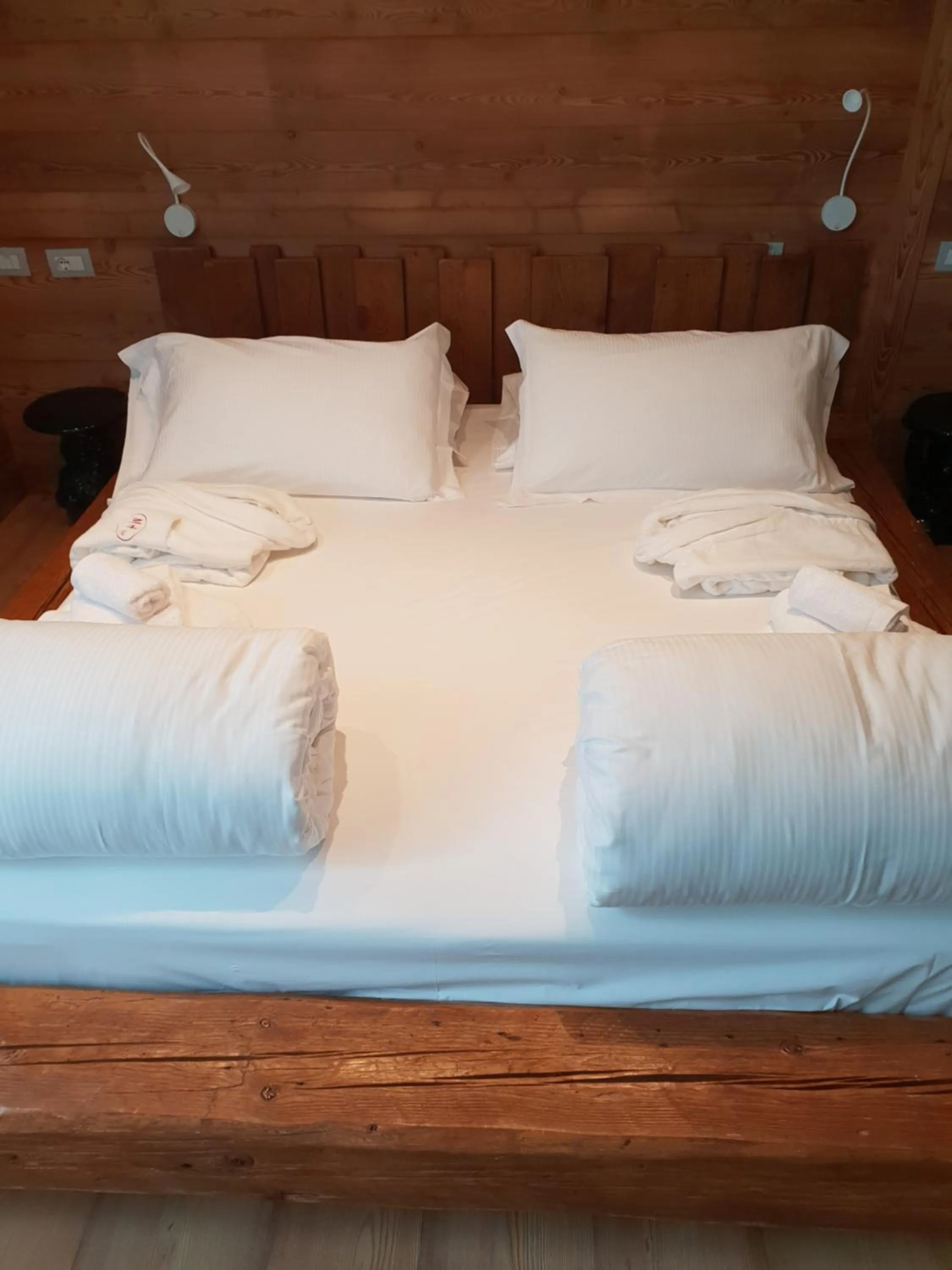 Bed in MH Olen Boutique Hotel