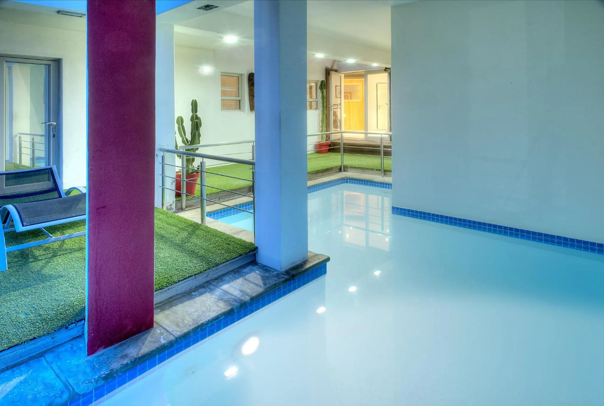 Swimming pool in Sea Star Lodge