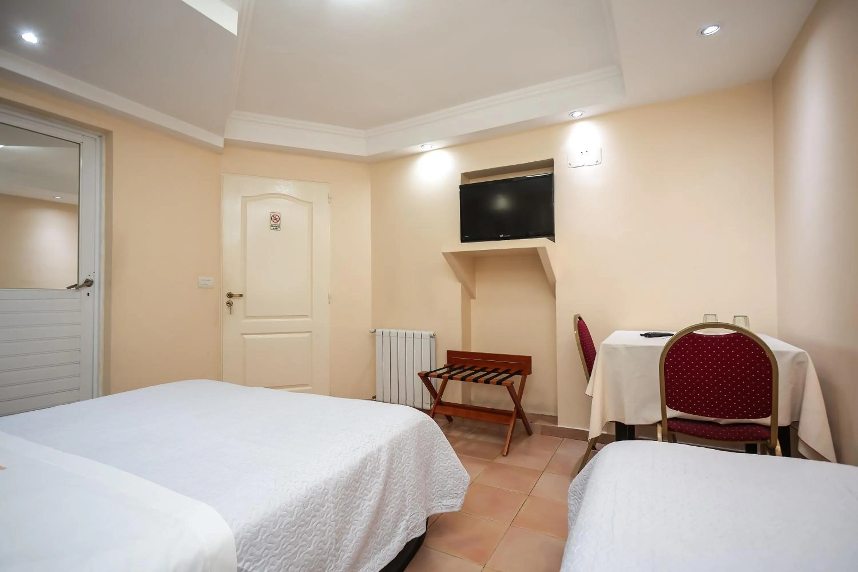 Bedroom, Bed in Hotel A&B Internacional