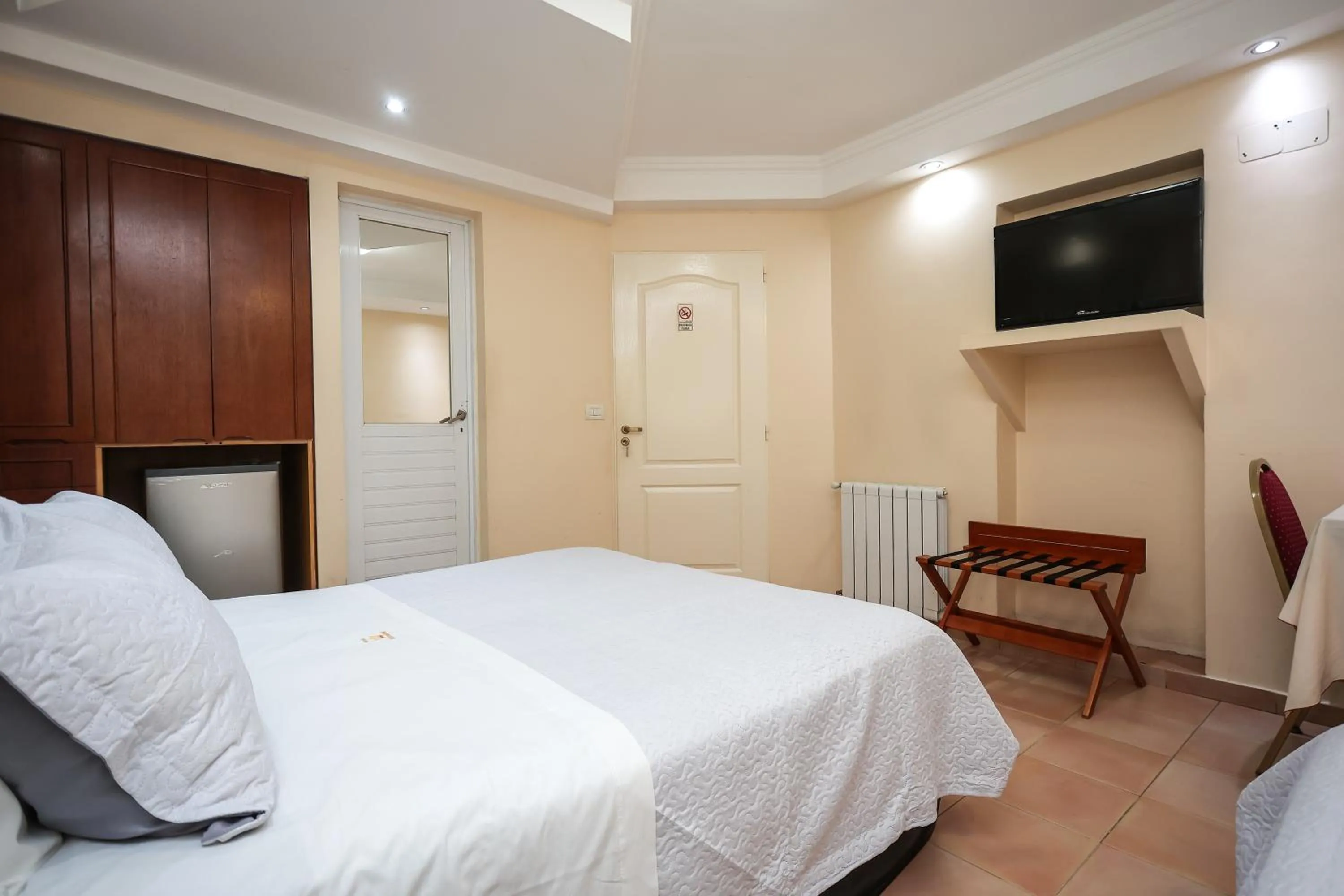 Bedroom, Bed in Hotel A&B Internacional