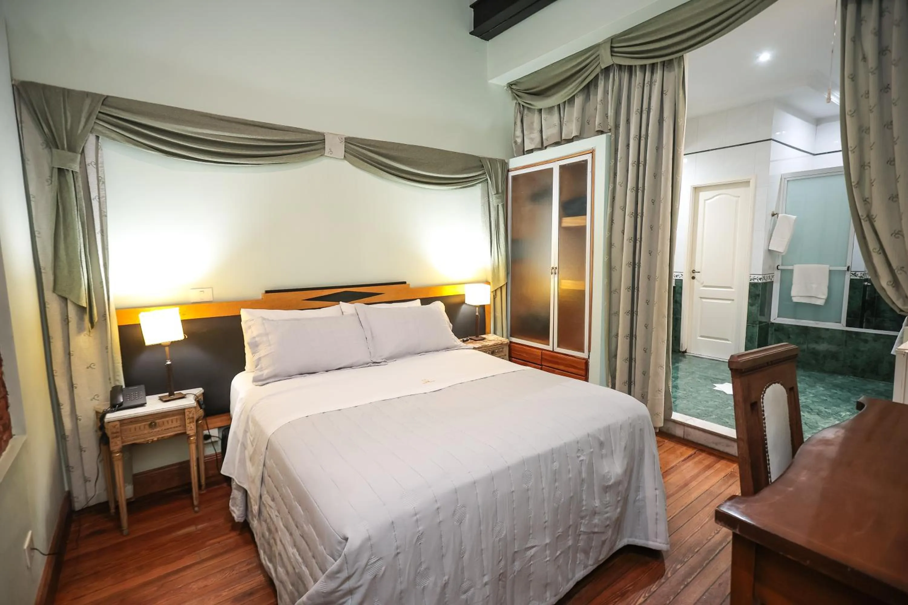 Bed in Hotel A&B Internacional