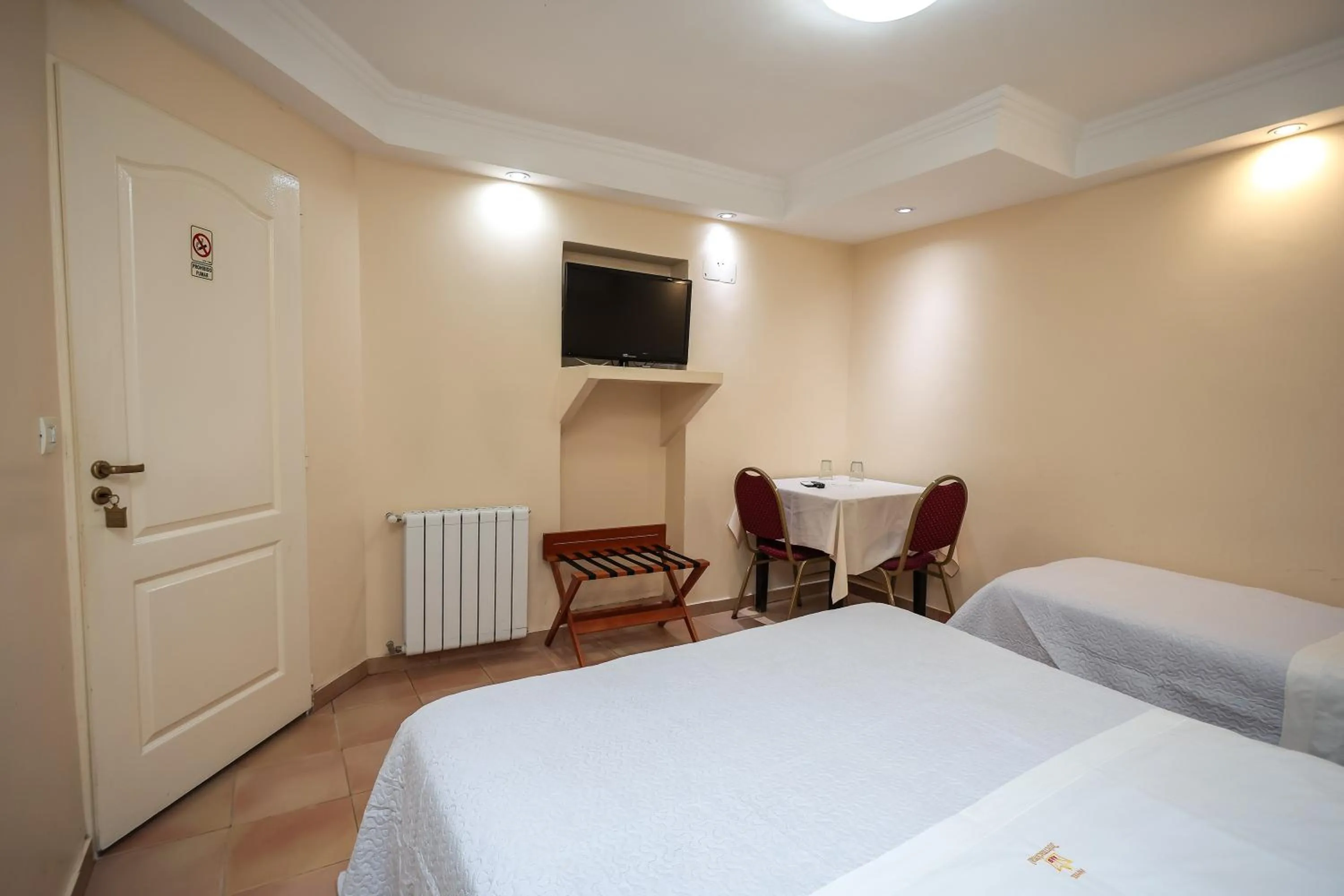 Bedroom, Bed in Hotel A&B Internacional