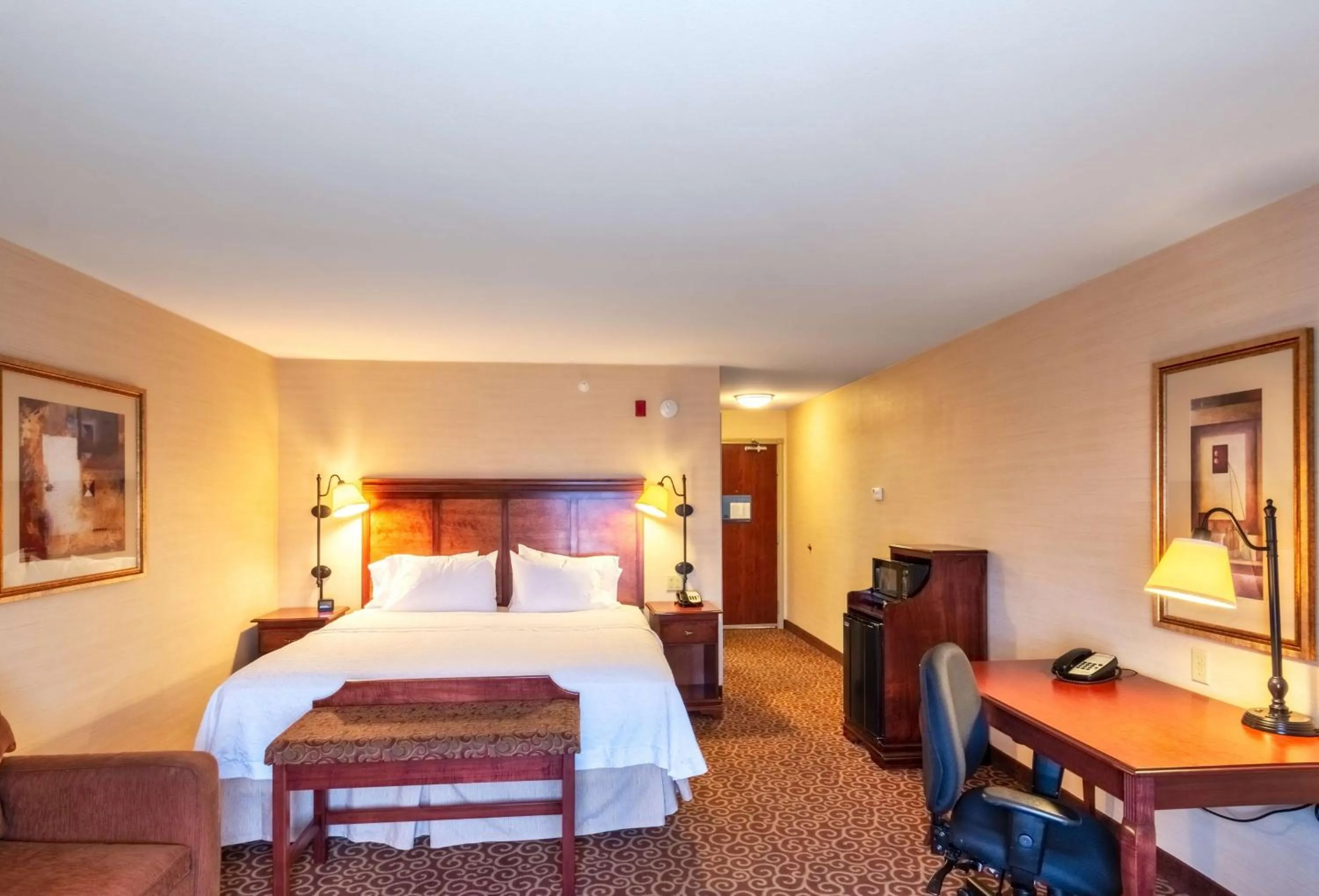 Bedroom, Bed in Hampton Inn Rawlins