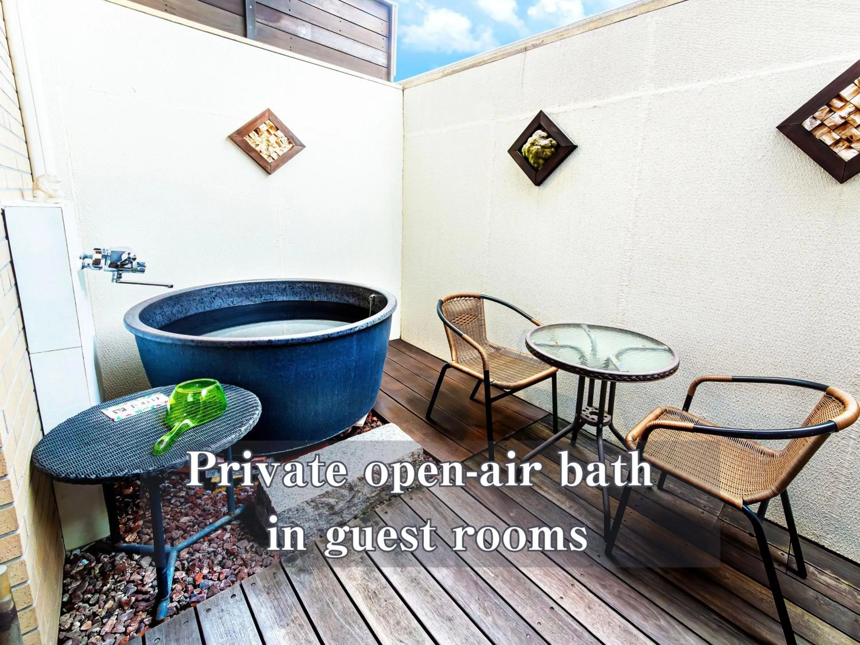 Hot Tub in Hotel BaliAn Resort Kawasaki