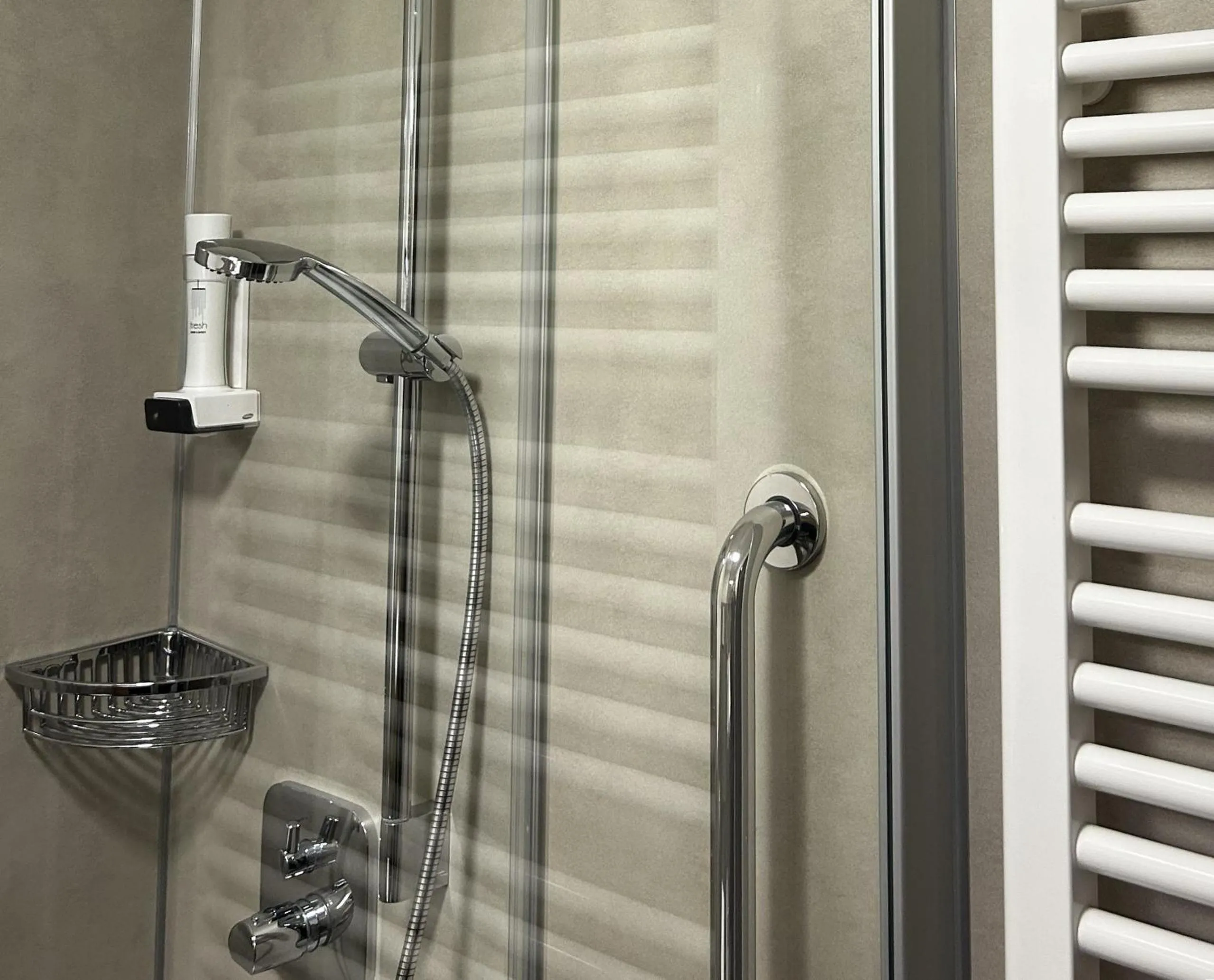 Shower in Hotel Konradshof