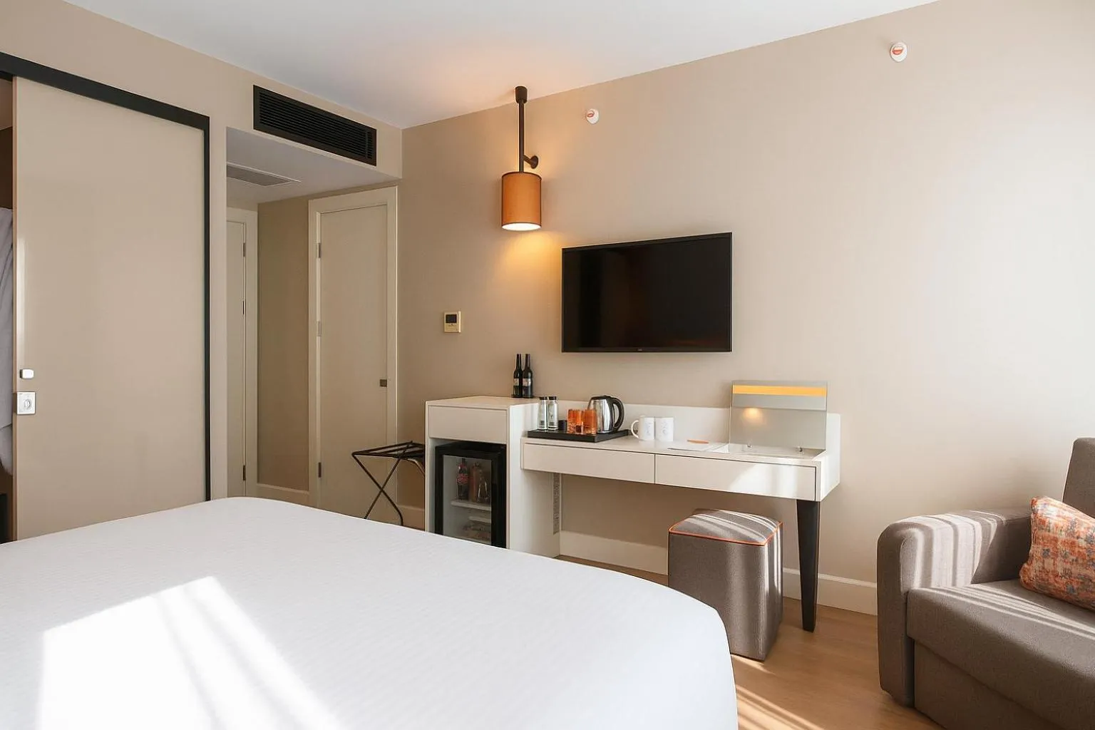 Bed in Sparkle Hotel