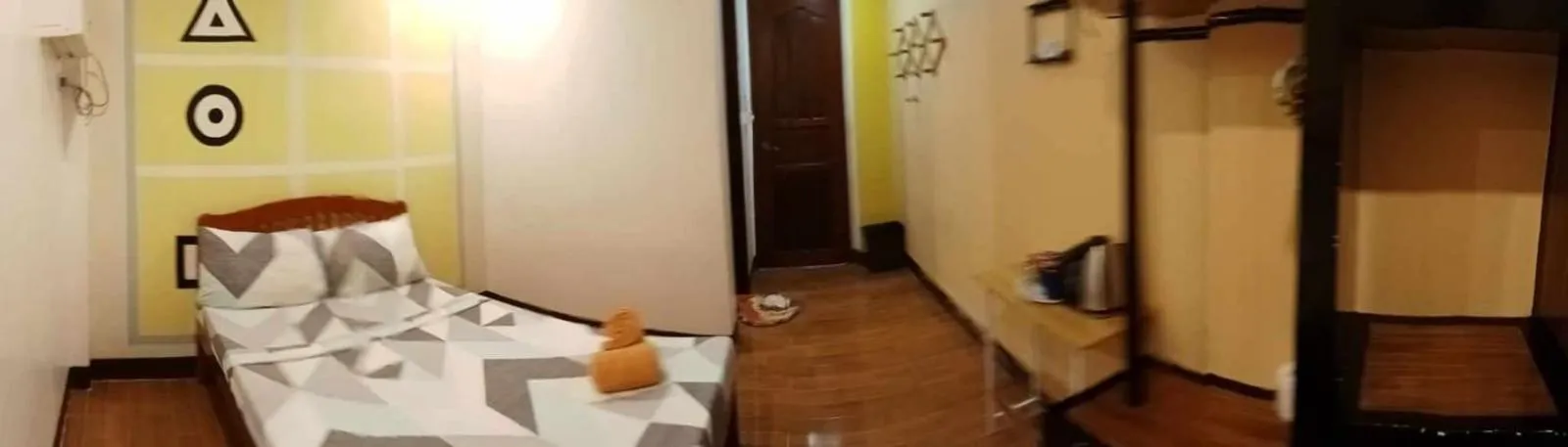 Photo of the whole room in Vali-Joe Travel Lodge