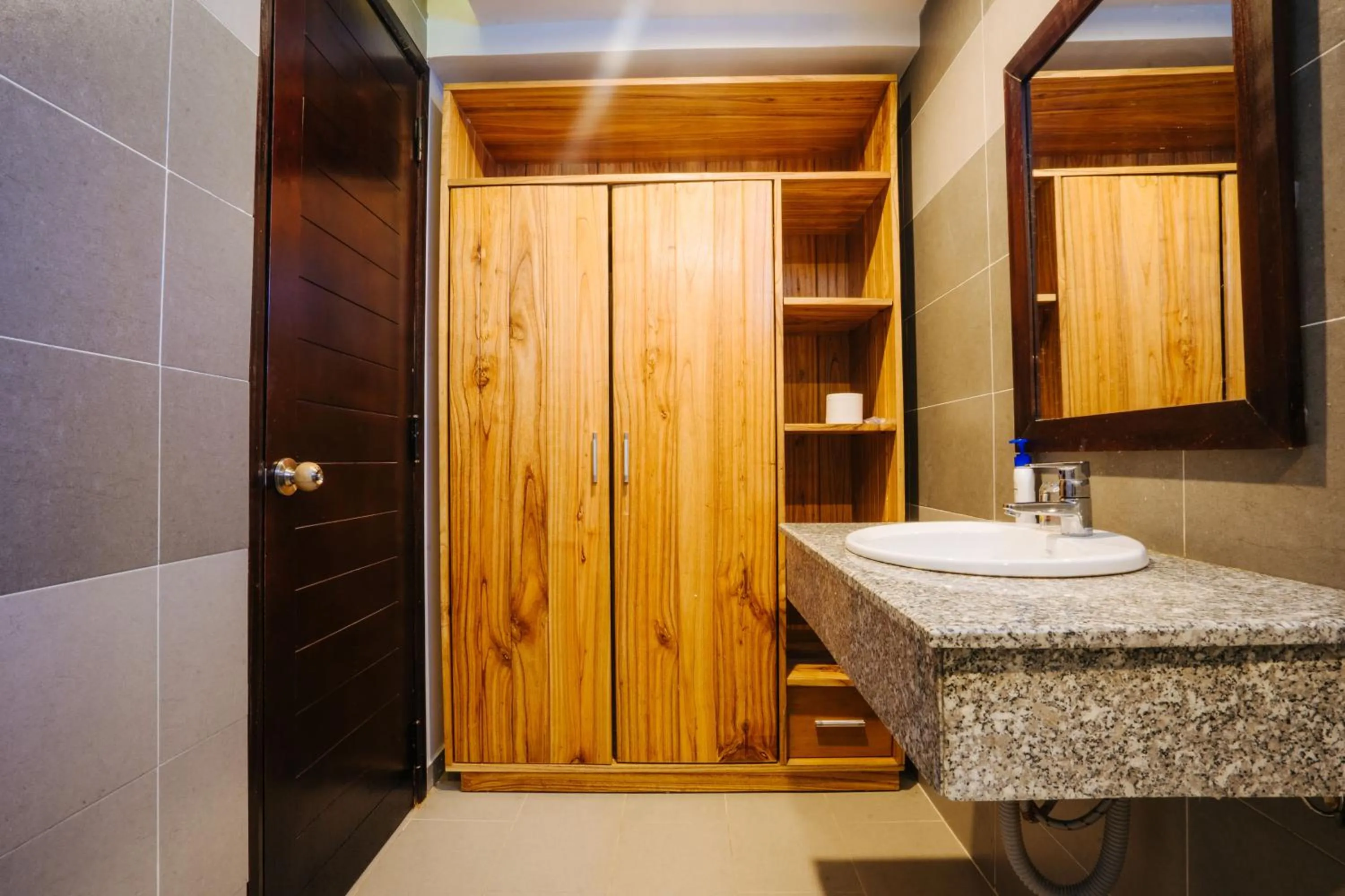 Bathroom in Hoi An Lotus Aroma Villa