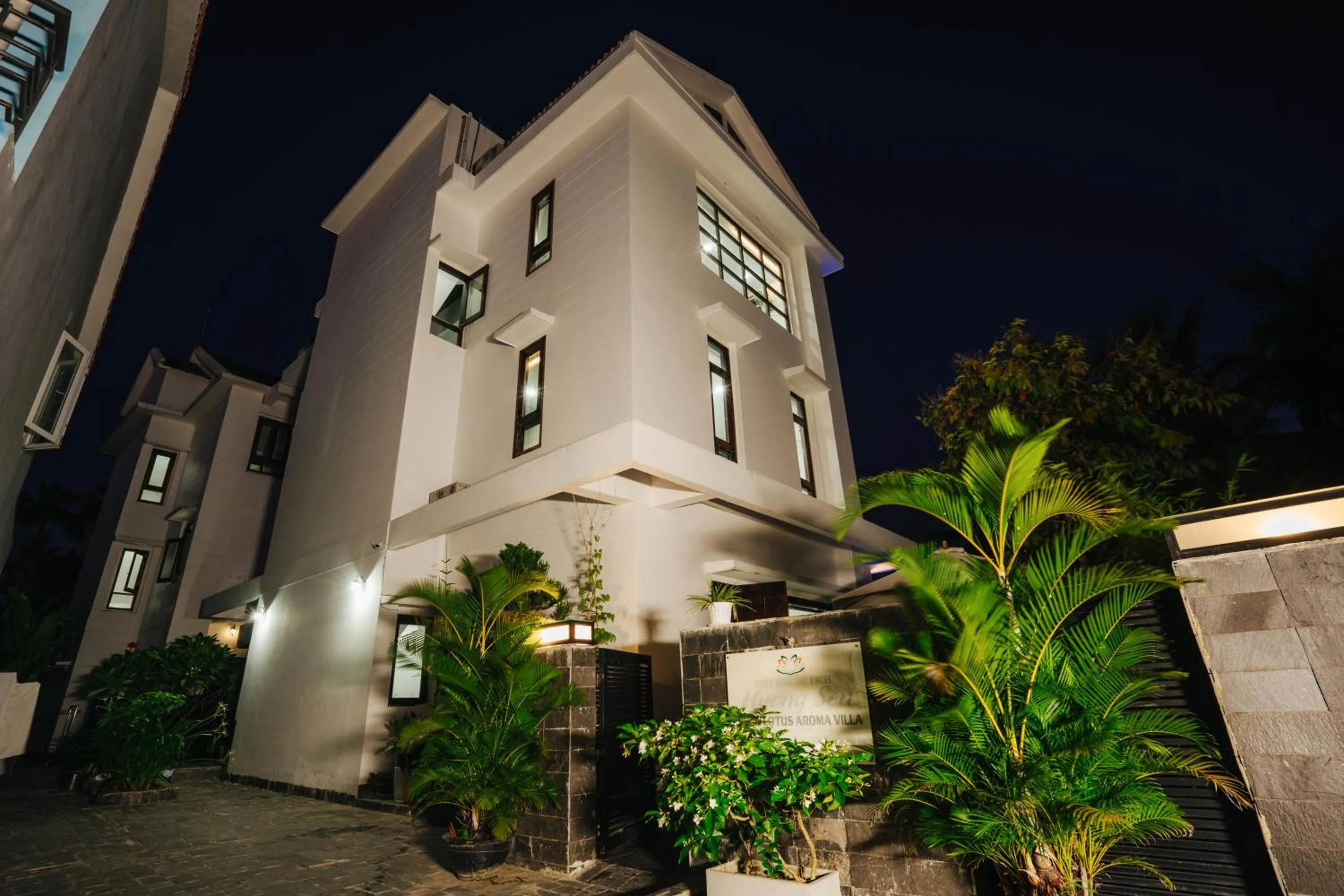 Property building in Hoi An Lotus Aroma Villa