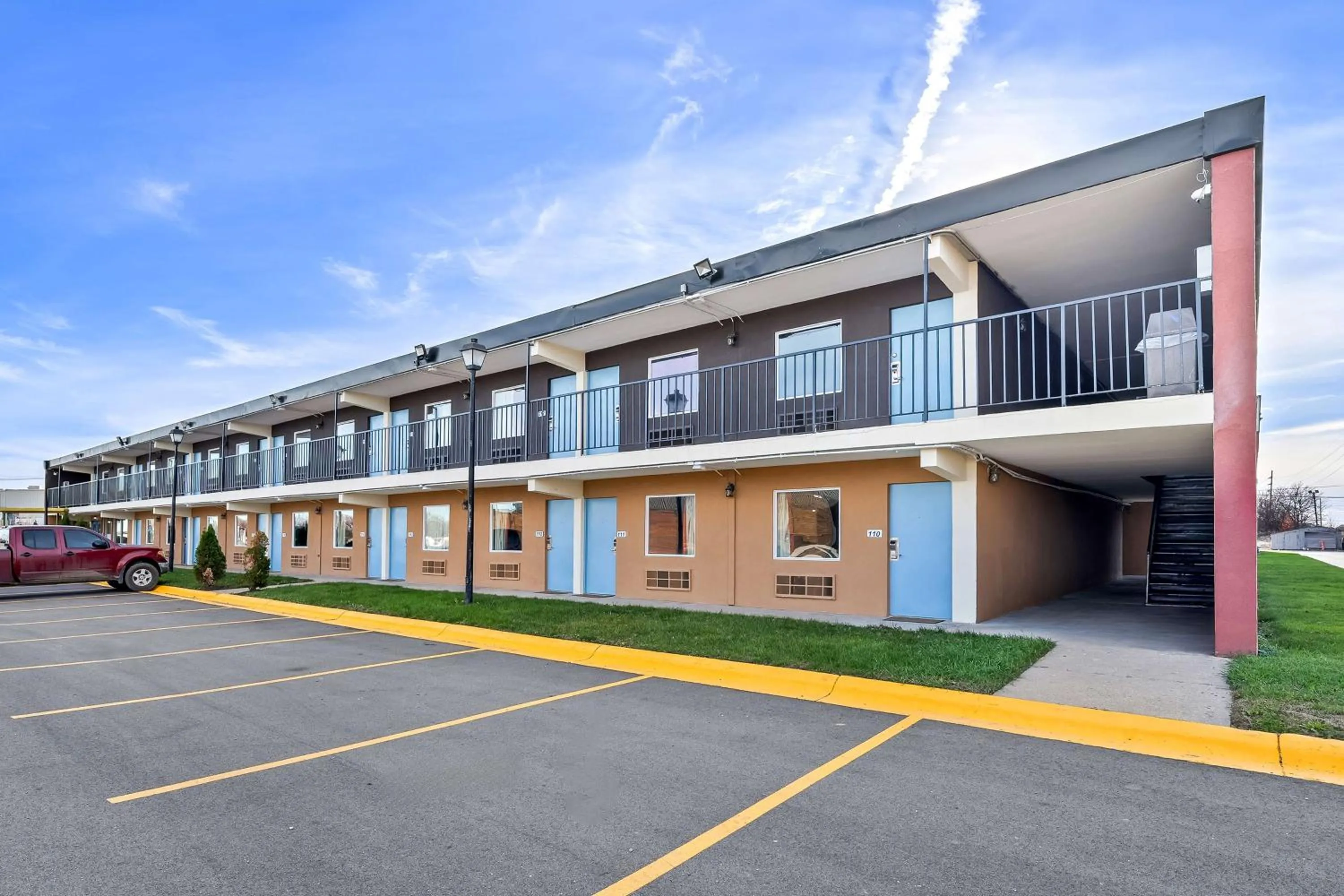 Property building in Americas Best Value Inn Danville