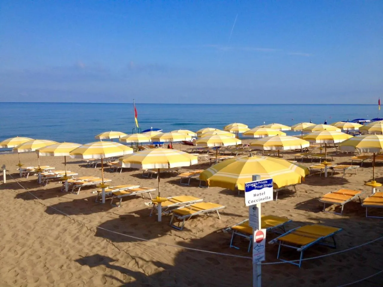 Beach in La Coccinella Residence