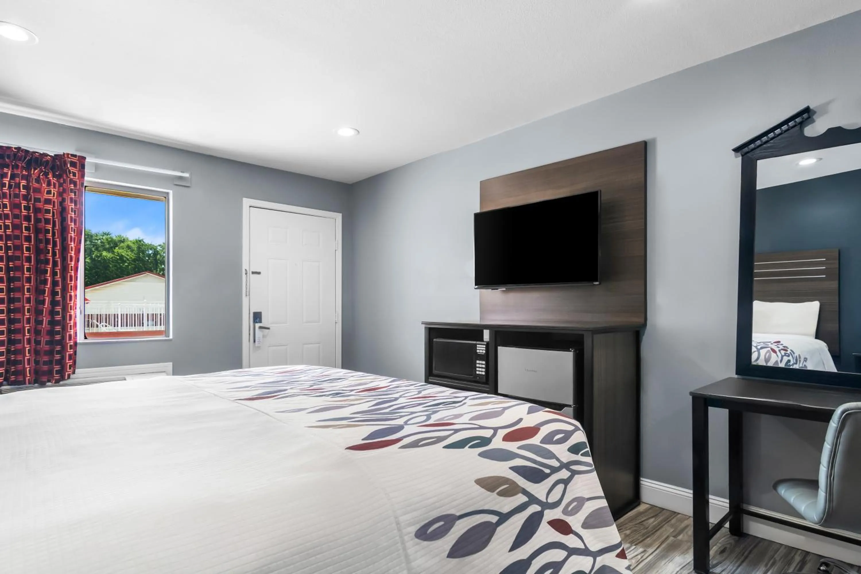 Bed in Americas Best Value Inn and Suites Siloam Springs