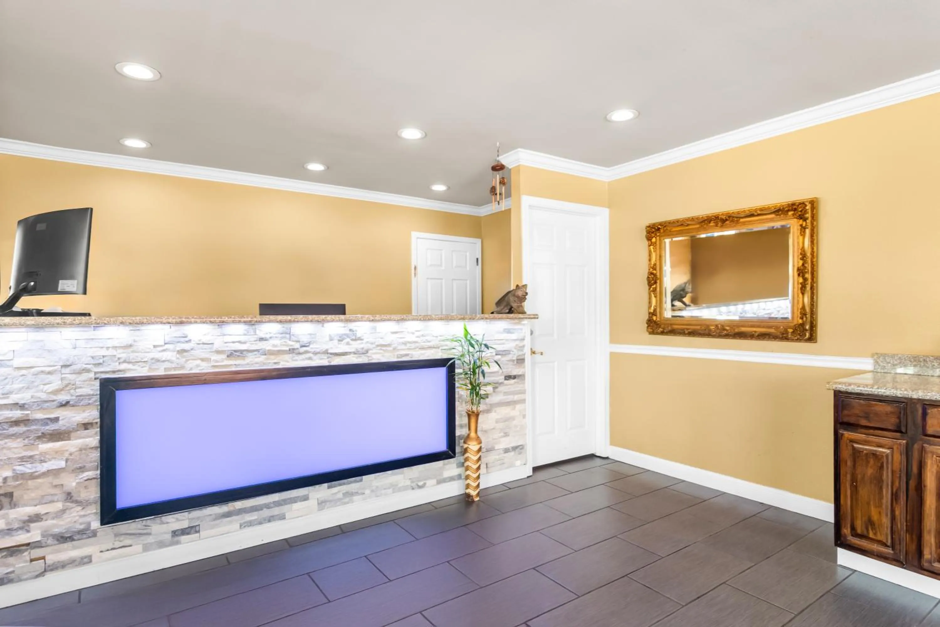 Lobby or reception in Americas Best Value Inn and Suites Siloam Springs