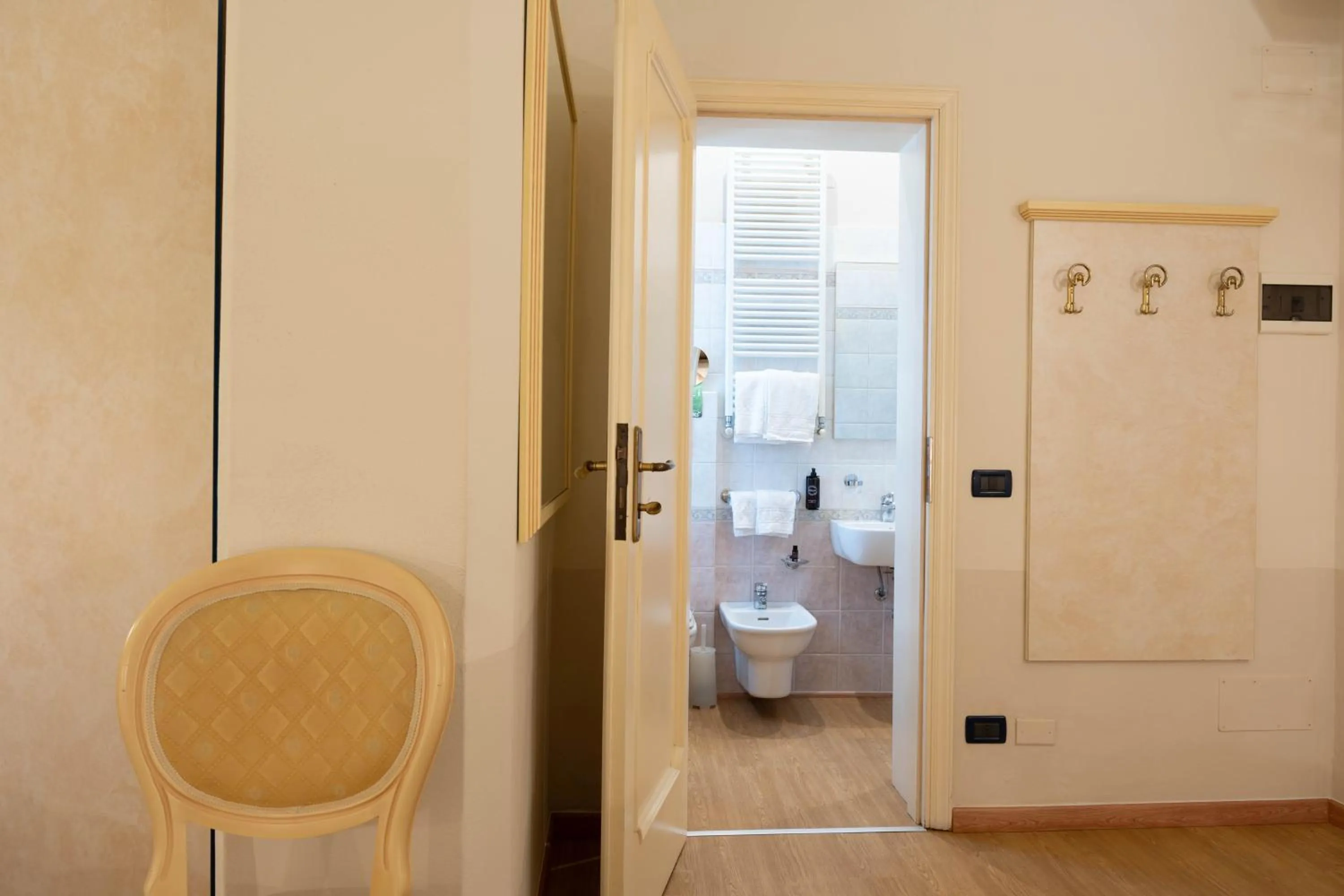 Bathroom in Hotel London