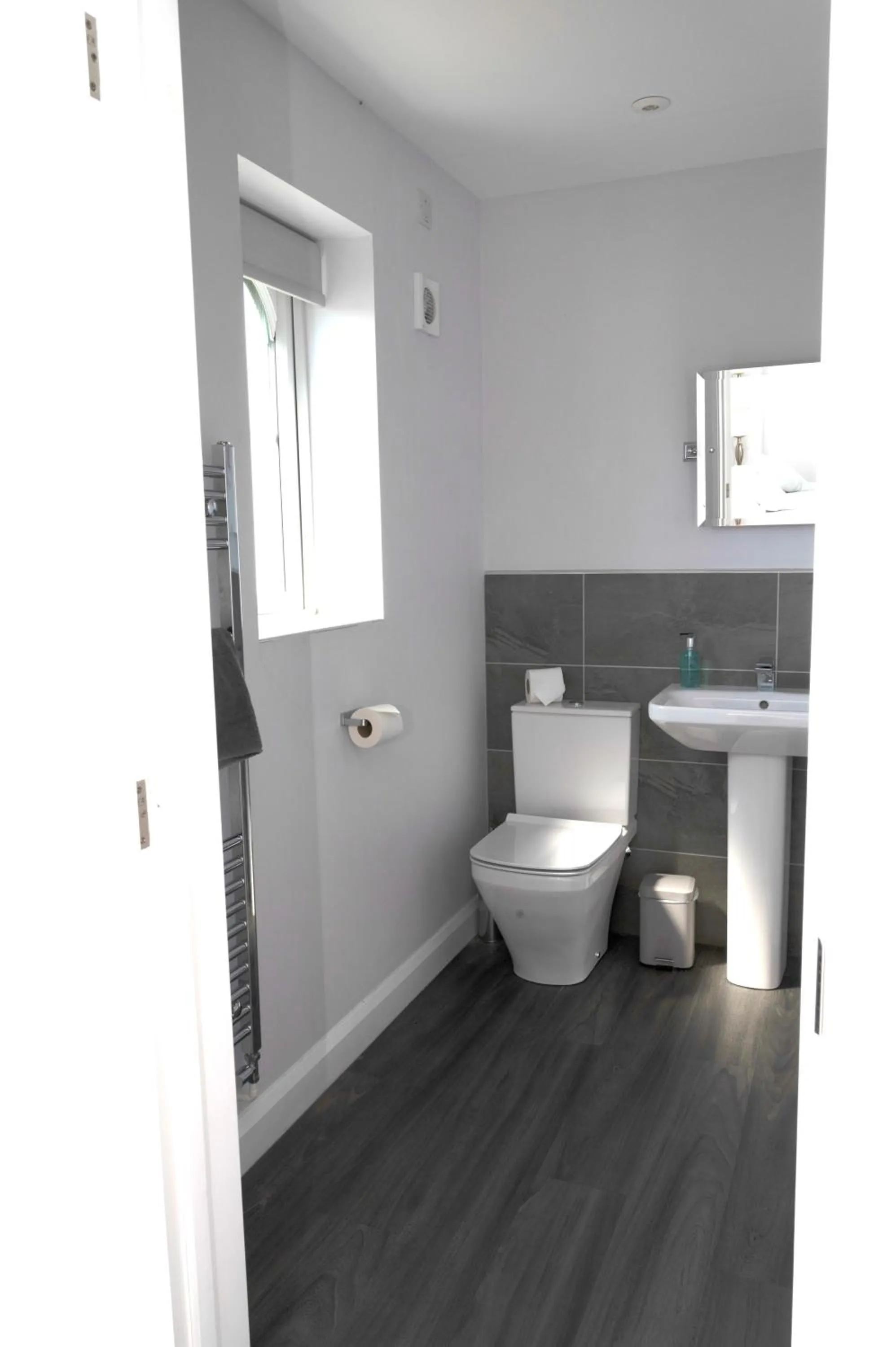 Toilet in The Finch Hatton Arms