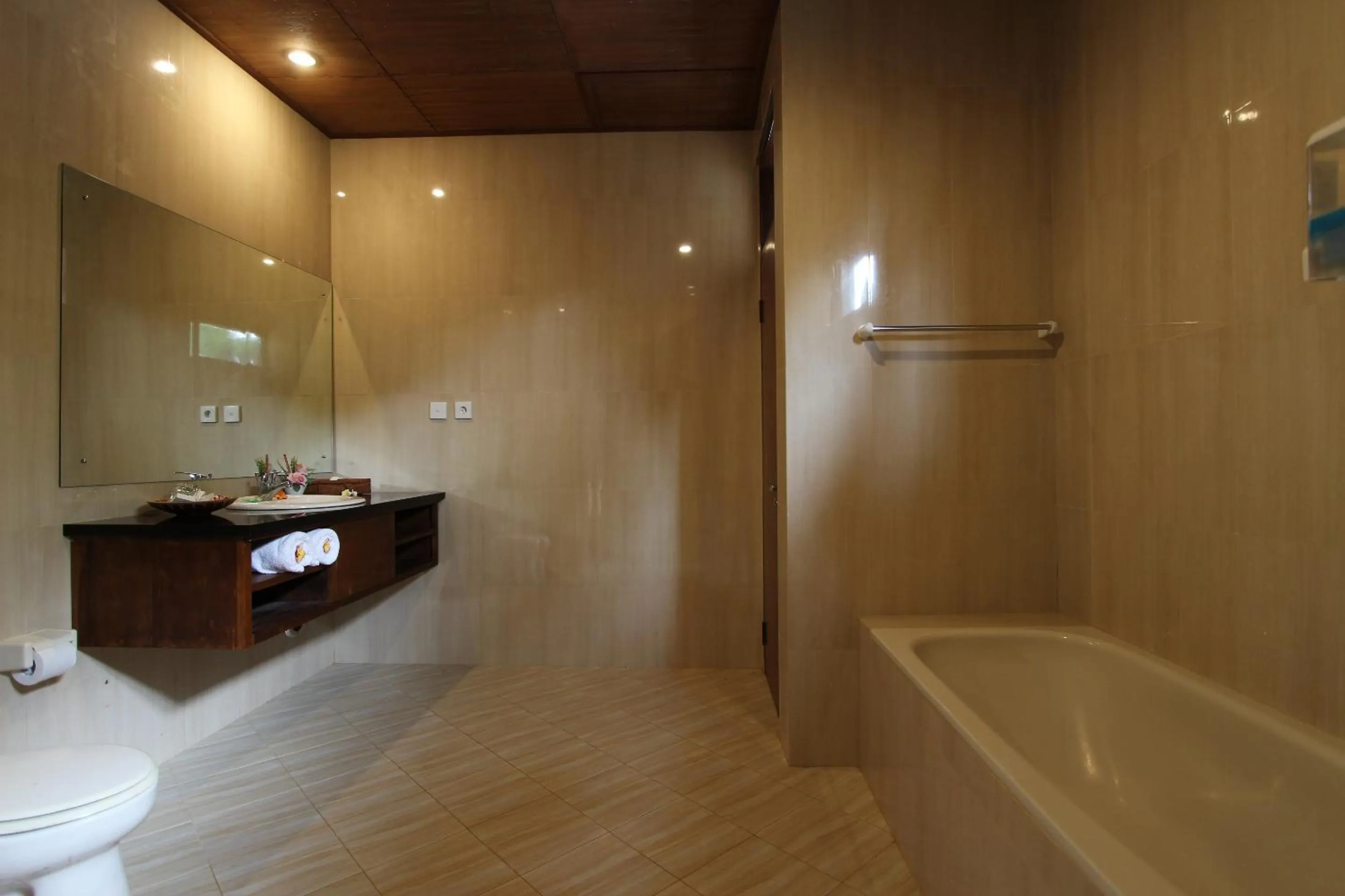 Bathroom in Putri Ayu Cottages
