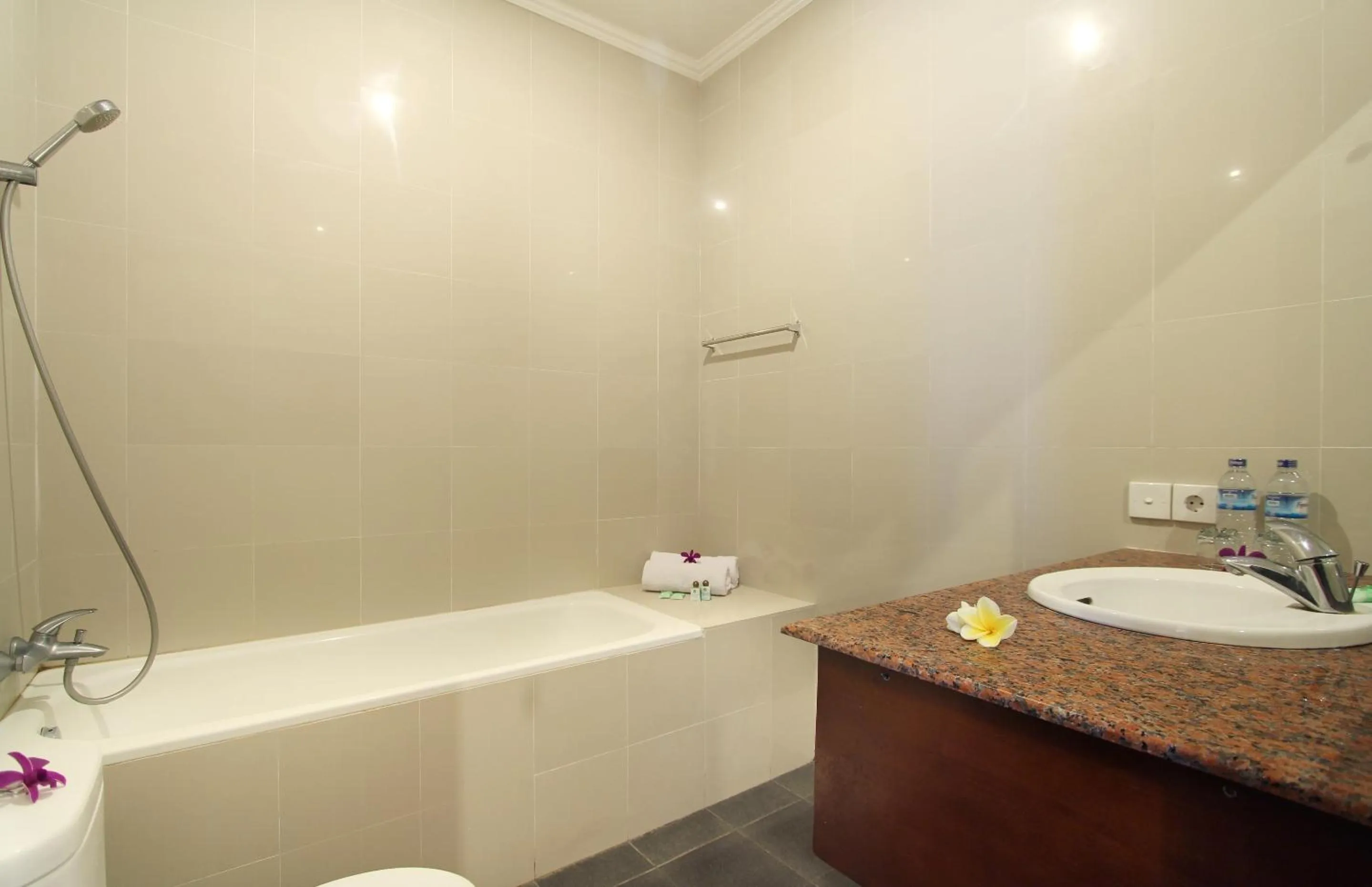 Bathroom in Putri Ayu Cottages