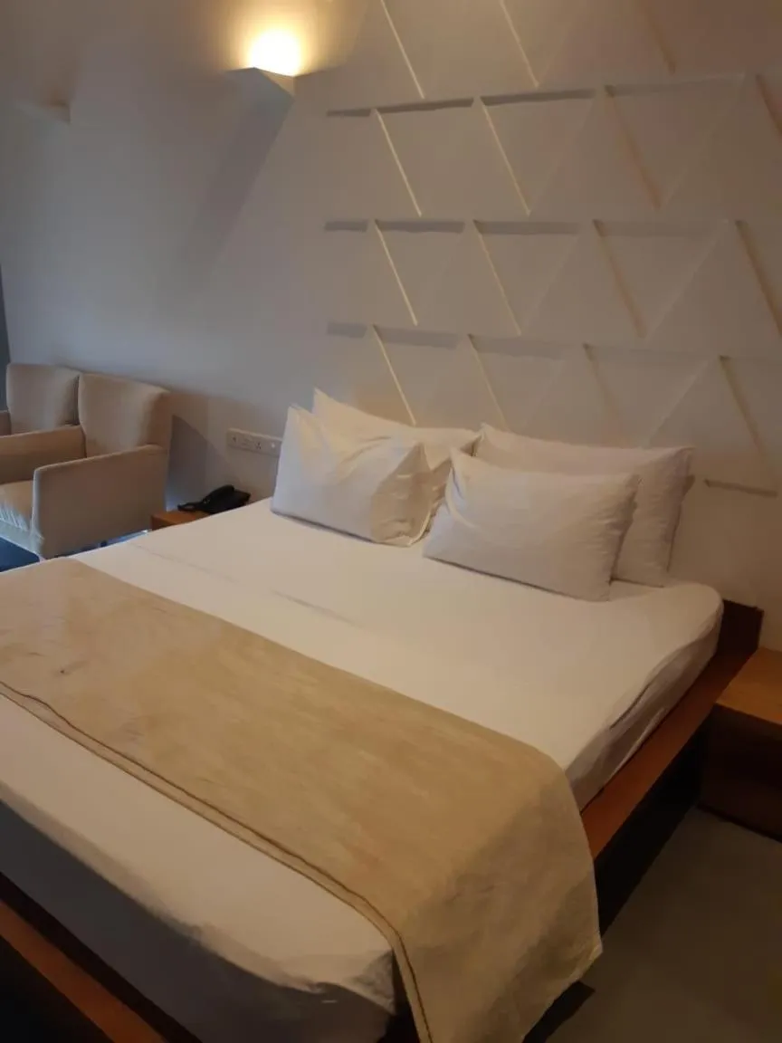 Bed in Giritale Hotel