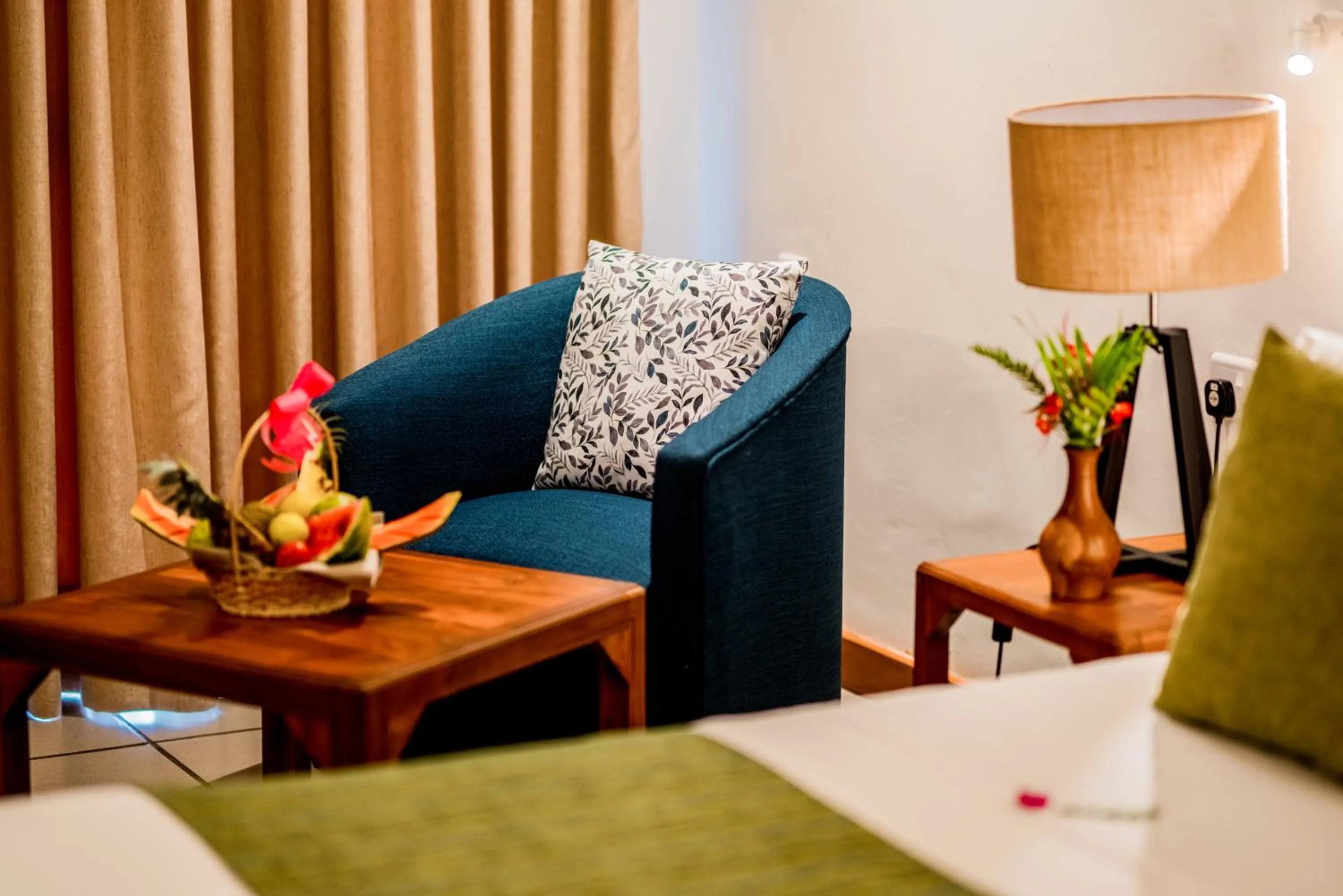 Living room in Lavendish Lake Giritale - Former Giritale Hotel