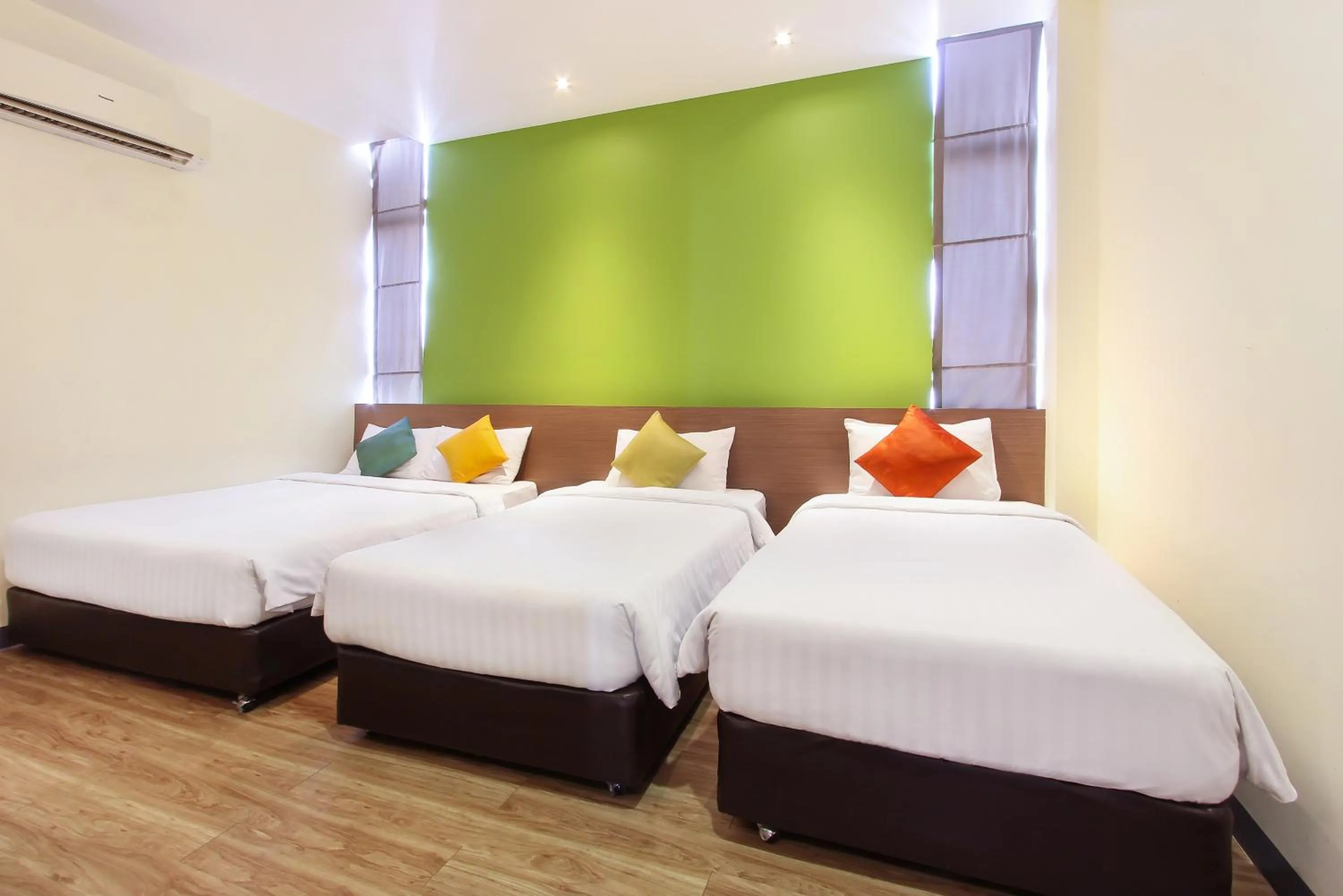 Bedroom in D Varee Xpress Makkasan Hotel