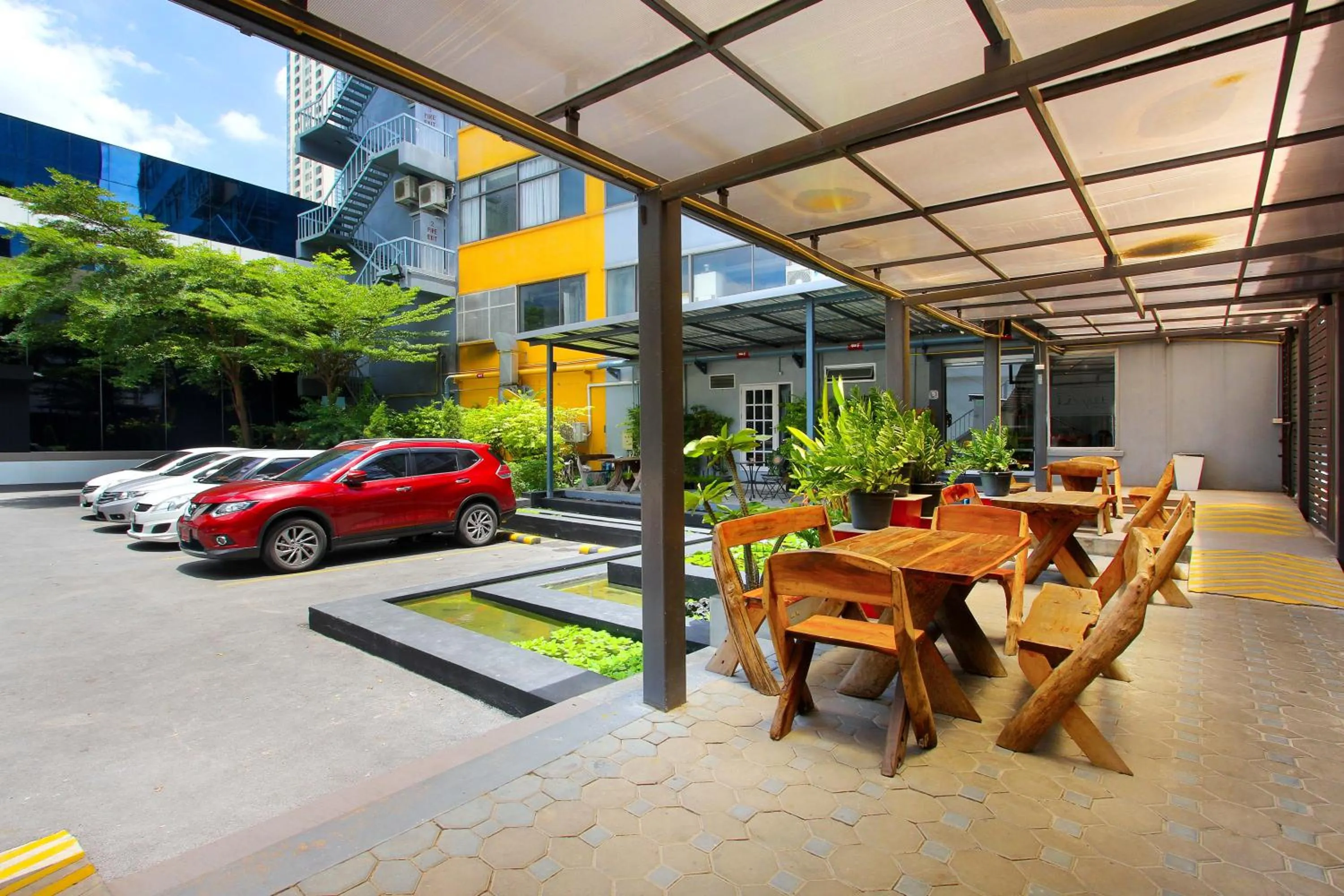 Area and facilities, Patio/Outdoor Area in D Varee Xpress Makkasan Hotel