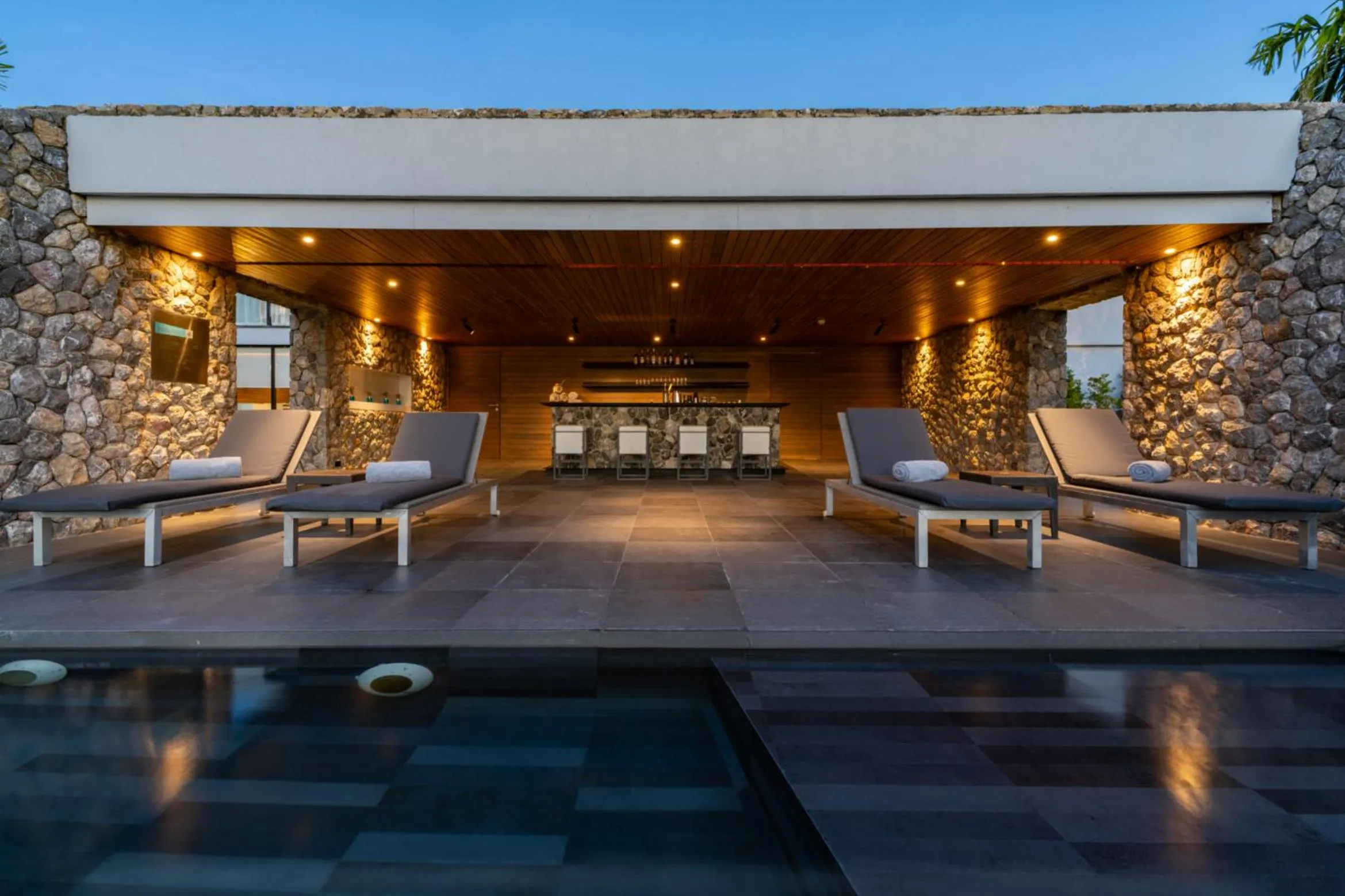 Swimming pool in Casa De La Flora - SHA Extra Plus