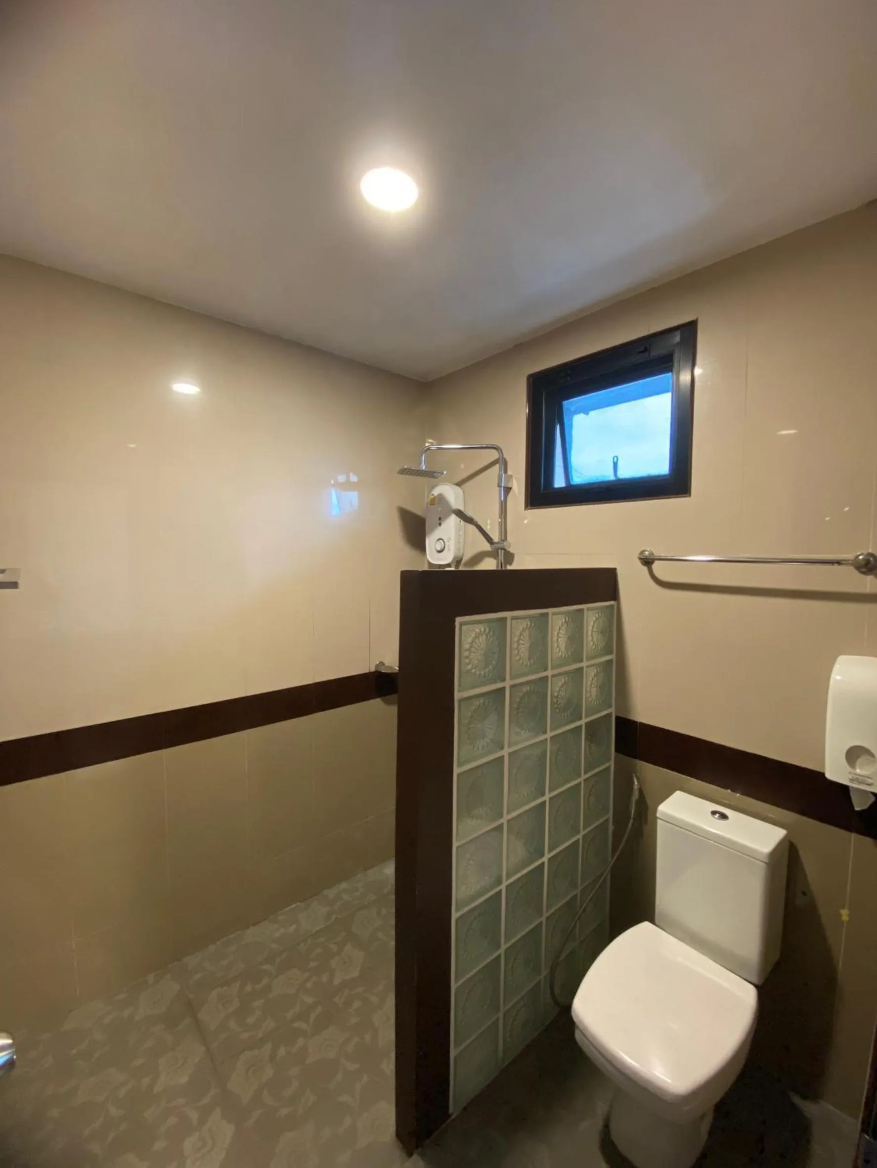 Bathroom in Romena Grand Hotel