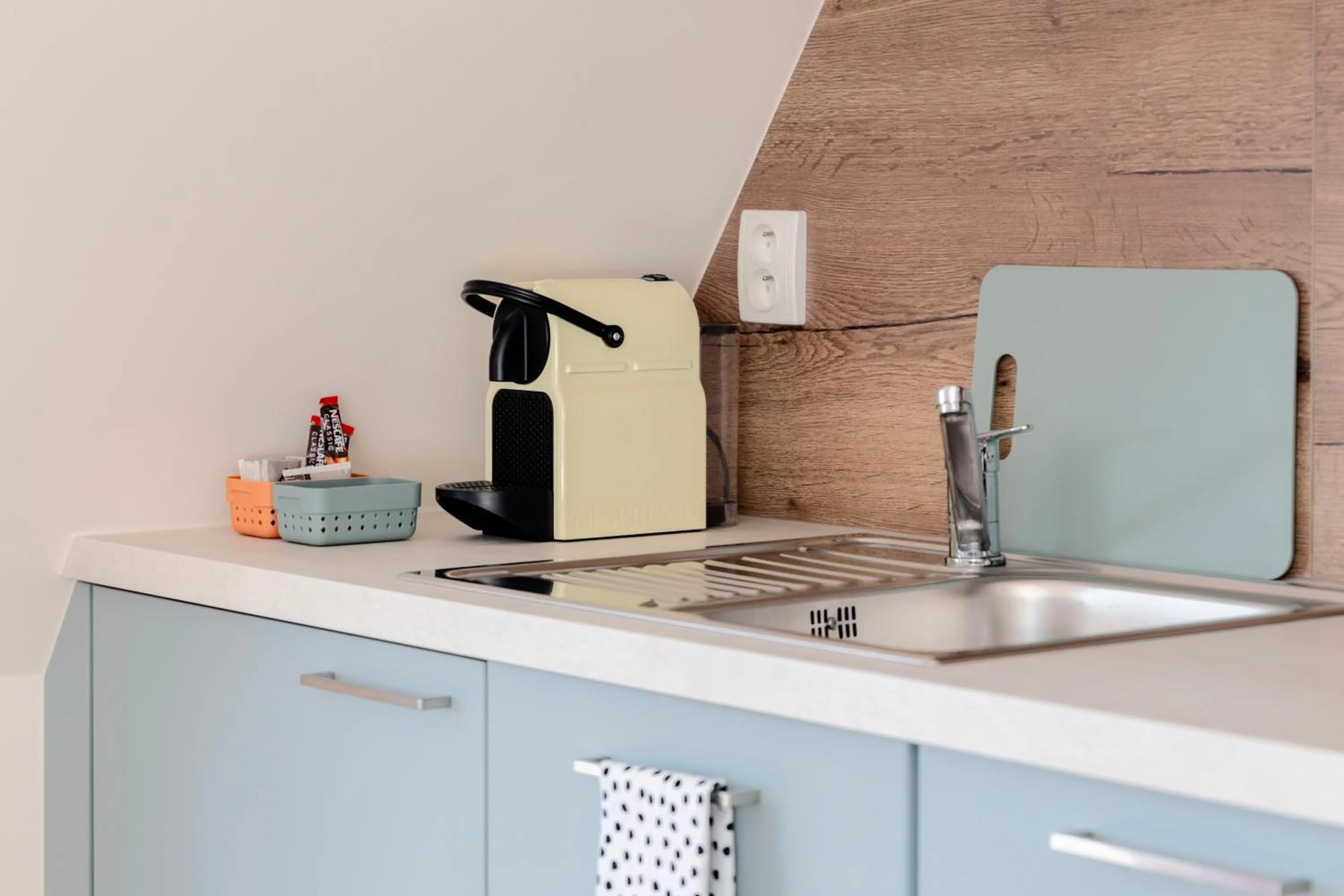 Coffee/tea facilities in Hotel Orion