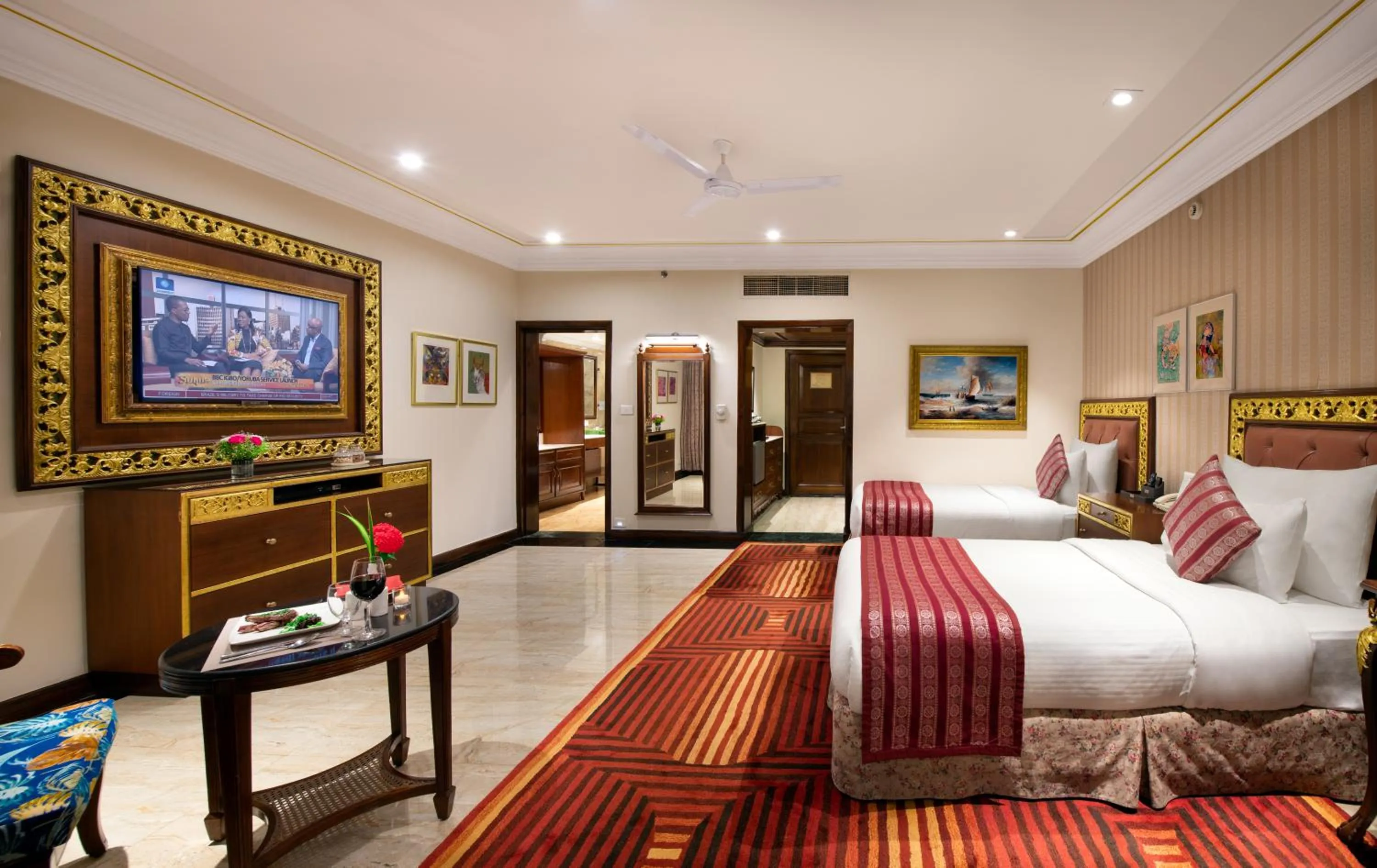 Bedroom, Bed in Mayfair Lagoon