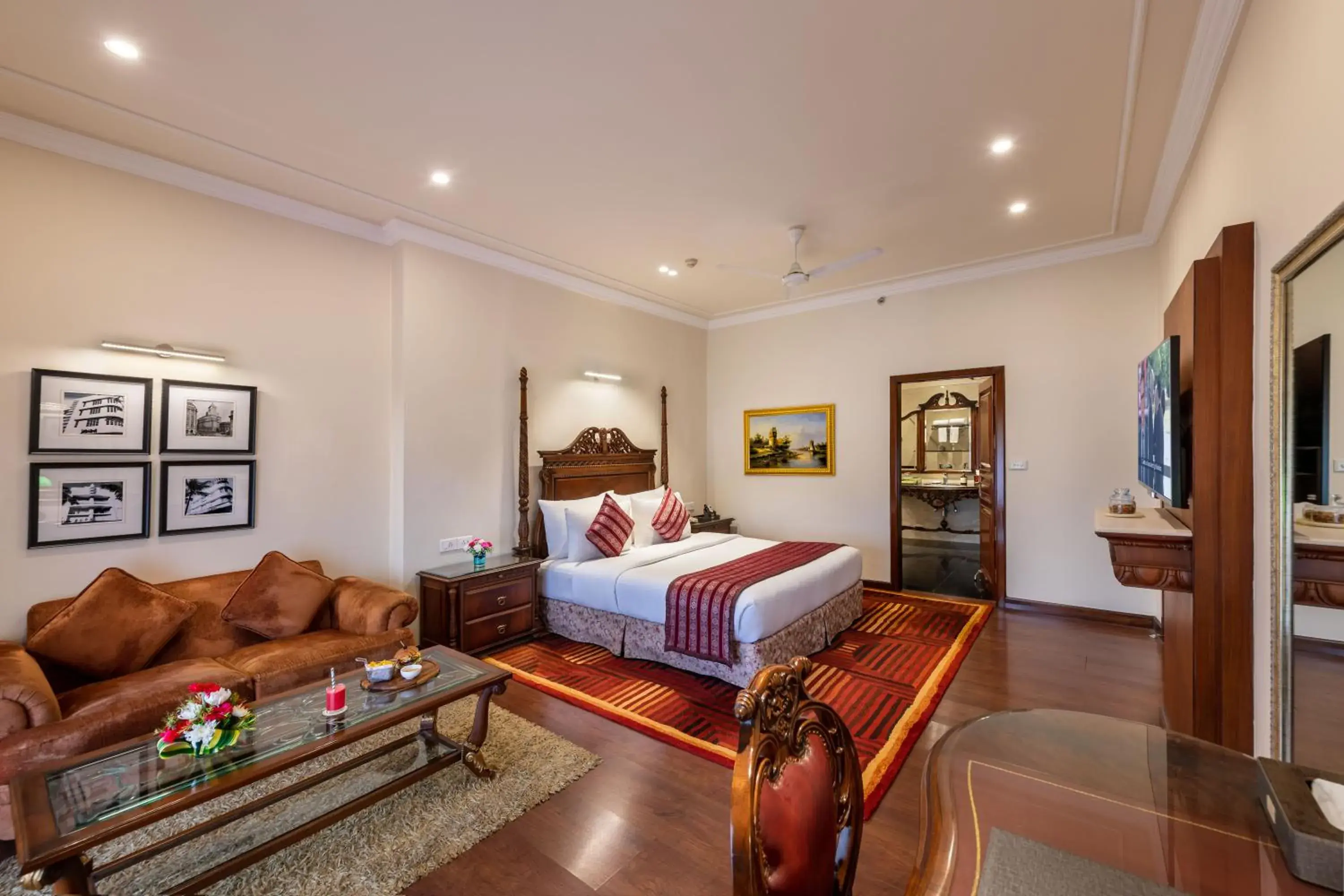 Executive Suite - single occupancy in Mayfair Lagoon Executive Suite - single occupancy in Mayfair Lagoon