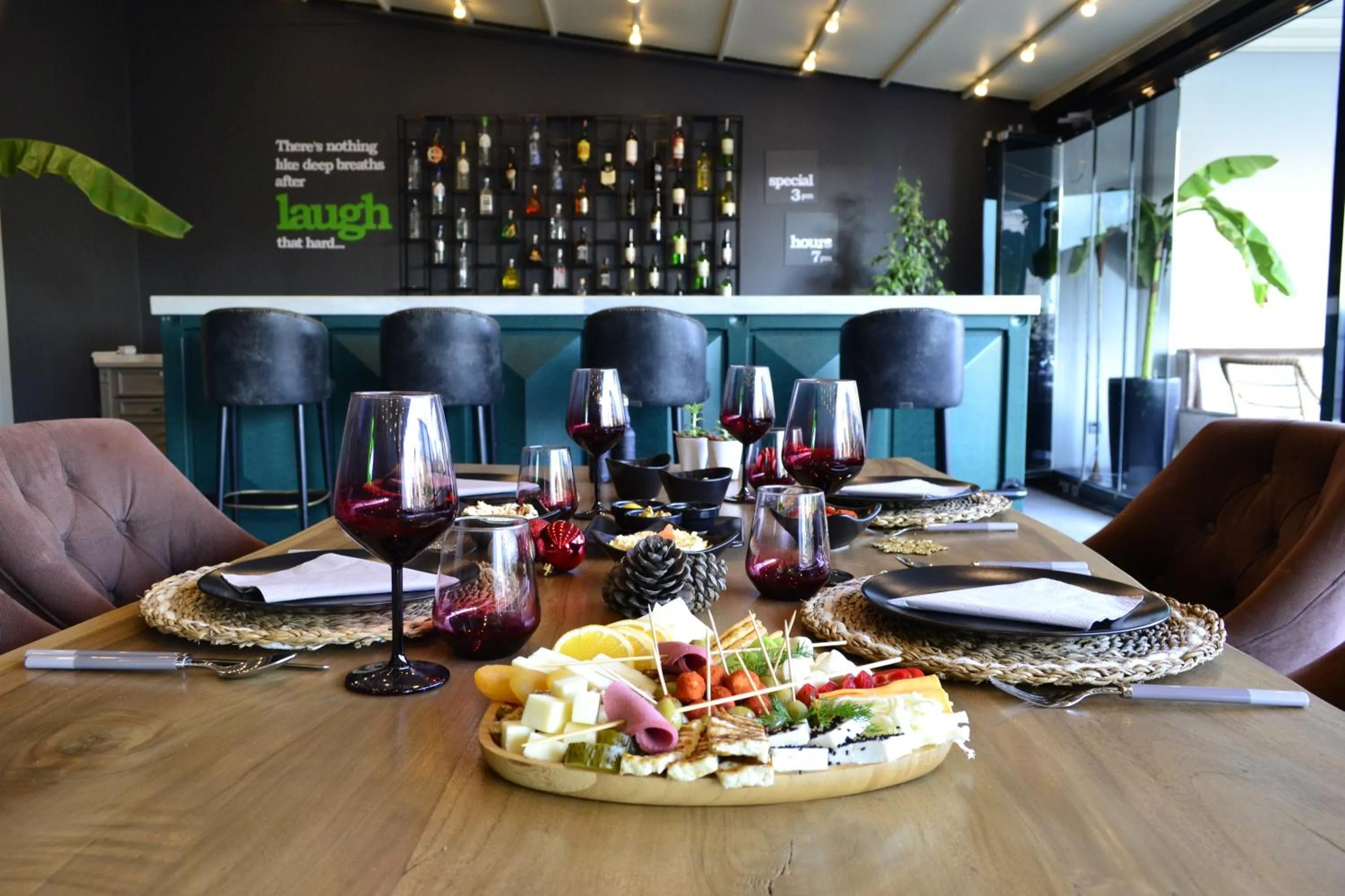 Food and drinks in Nobel Hotel