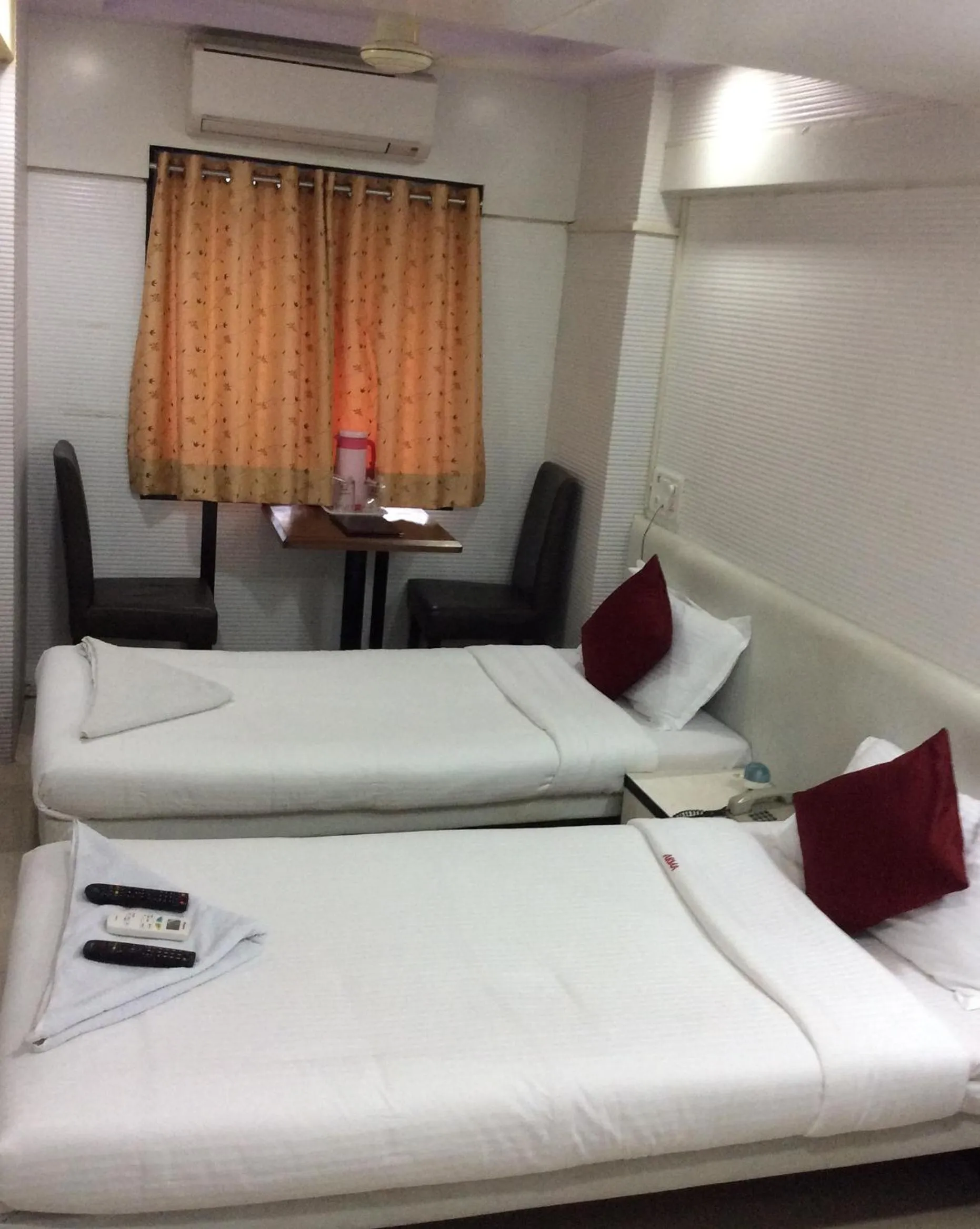 Standard Double Room - single occupancy in Hotel Arma Court - Near US Embassy, BKC