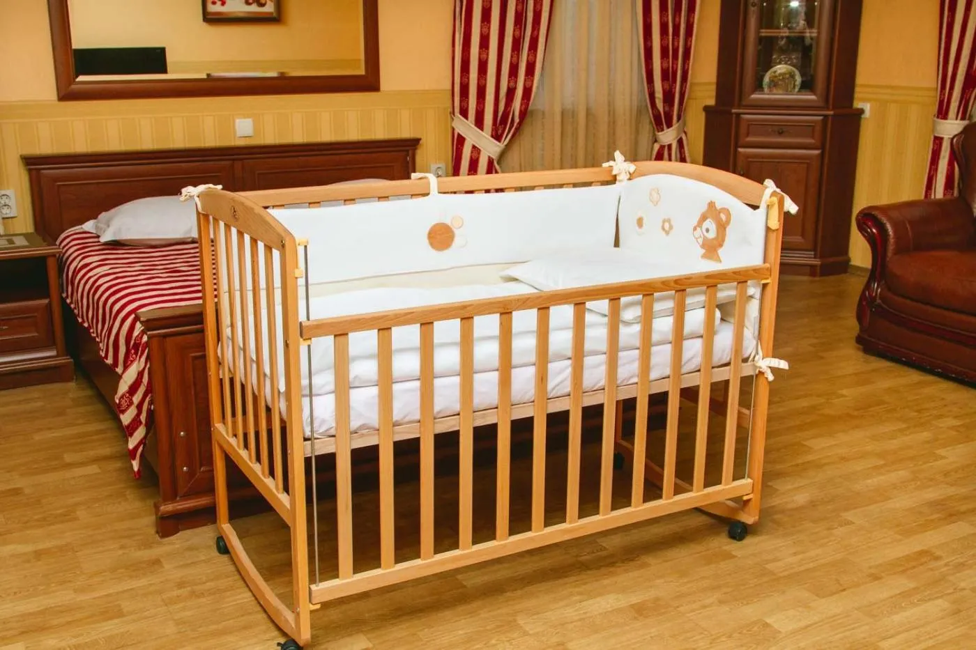 young children, Bed in Korona Hotel